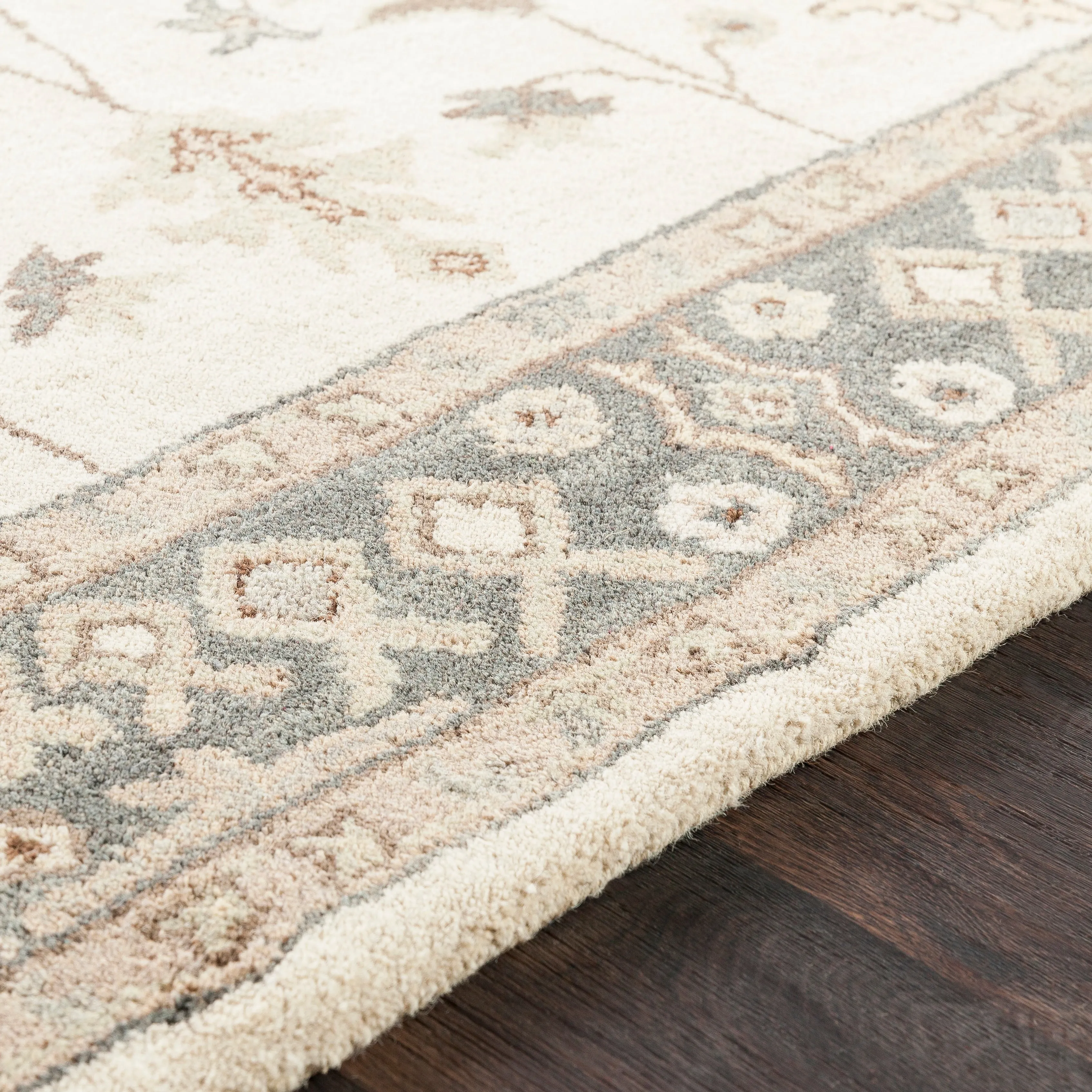 Hand-Tufted Tring Border Wool Rug (3' x 5') - 3' x 5'