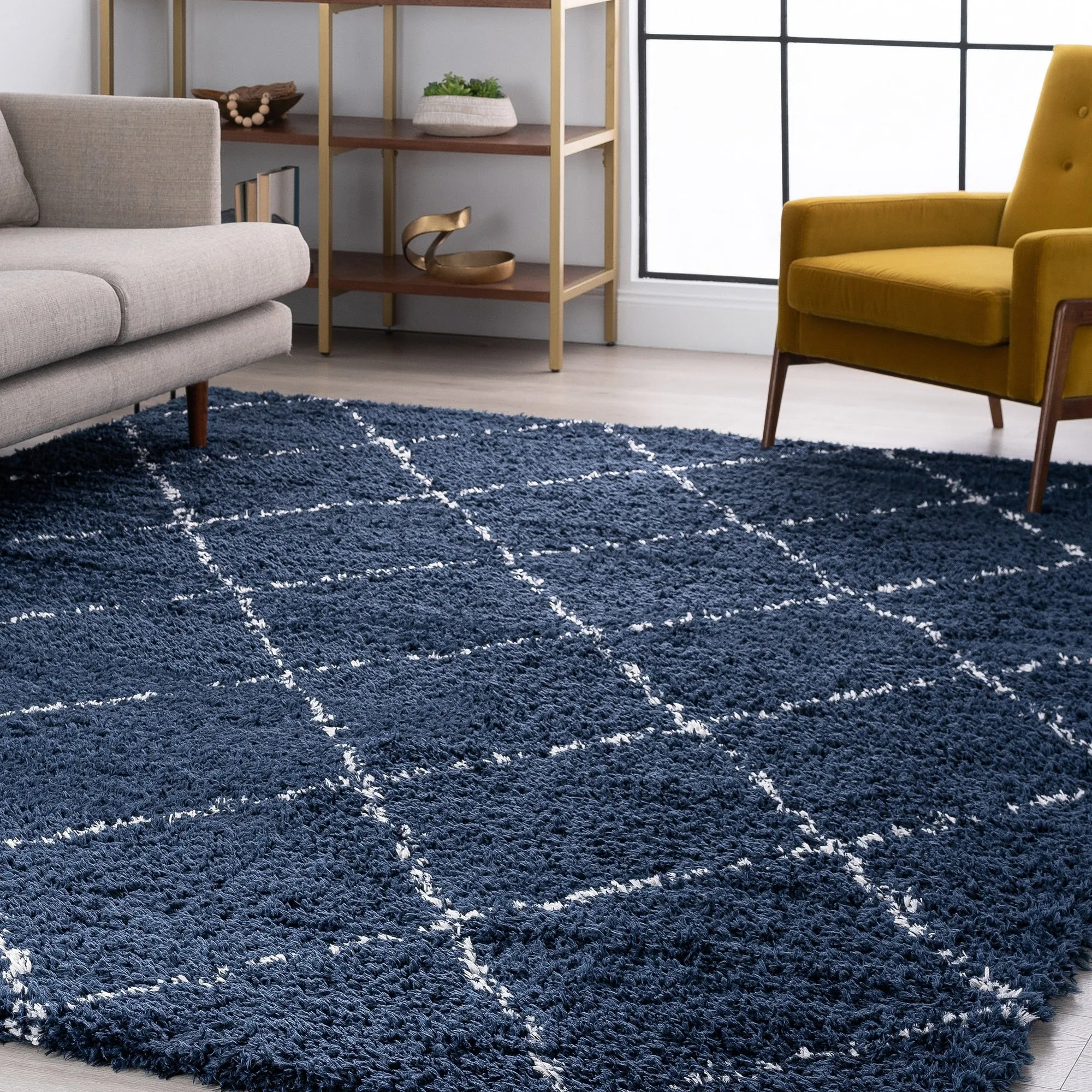 Heartfelt Shag Modern & Contemporary Diamond Indoor Area Rug
