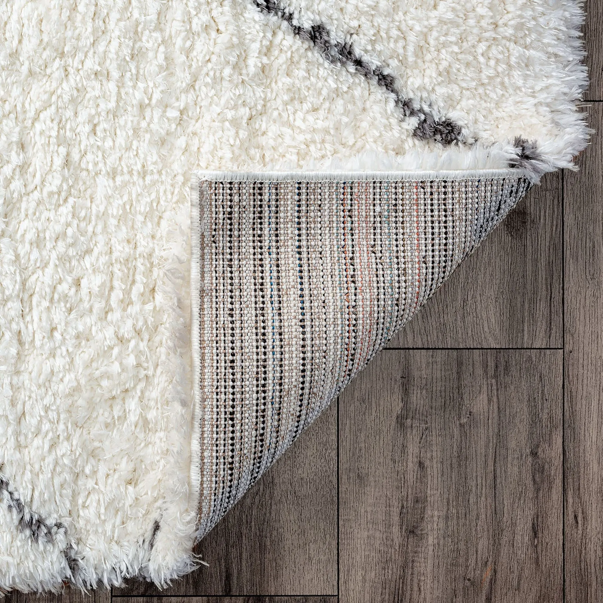 Heartfelt Shag Modern & Contemporary Diamond Indoor Area Rug