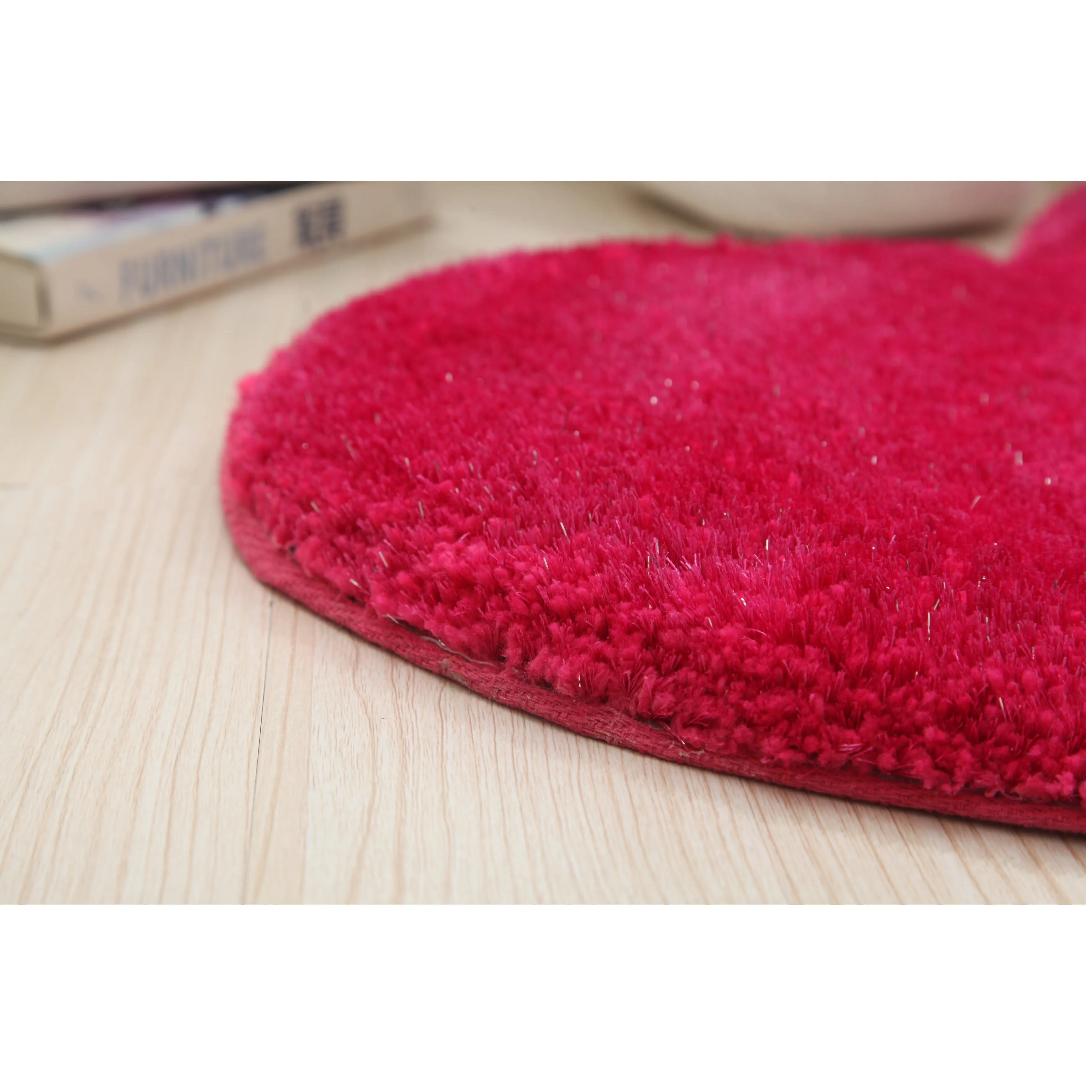 Hearts Collection Hand Woven Shag Area Rug - 24 x 24