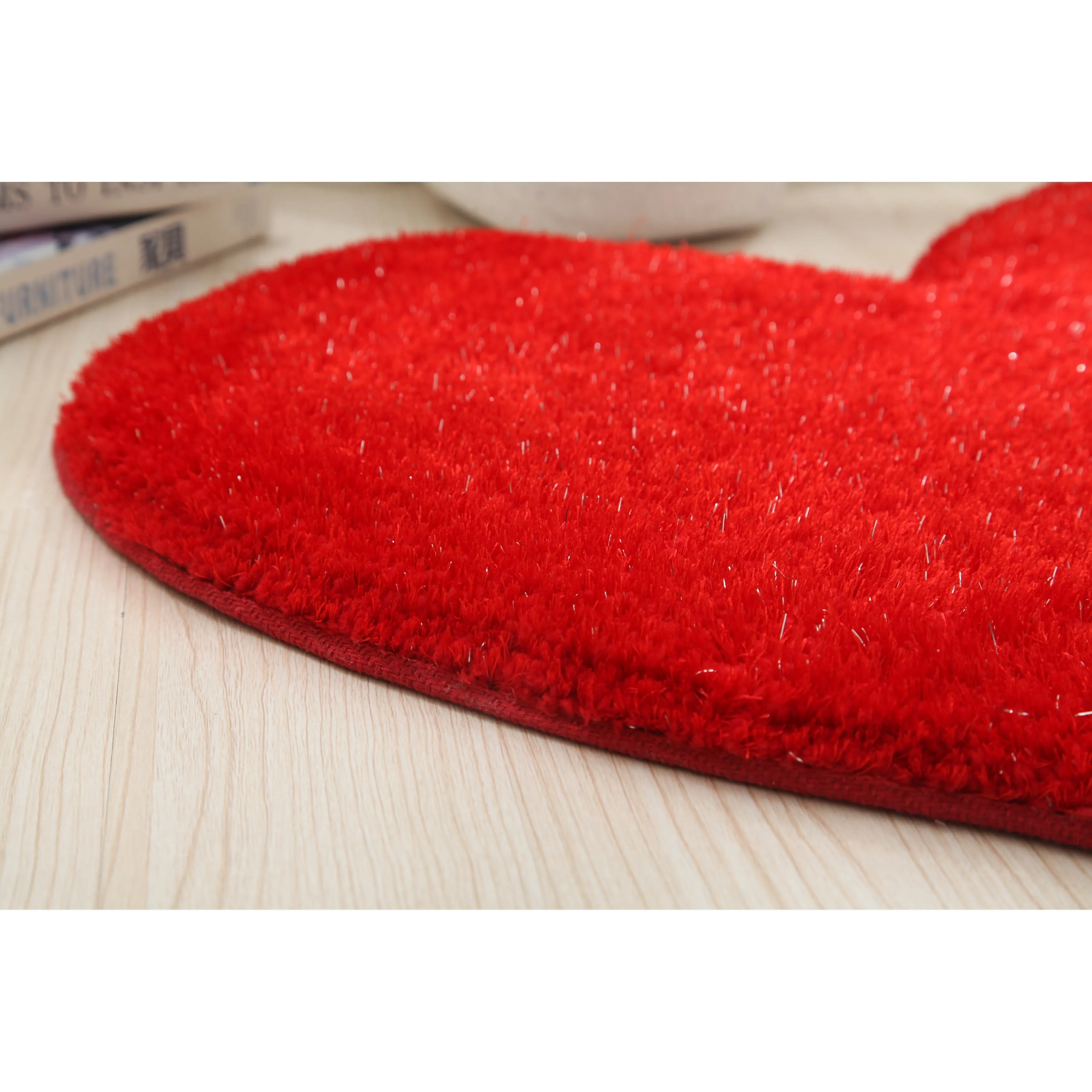 Hearts Collection Hand Woven Shag Area Rug - 24 x 24