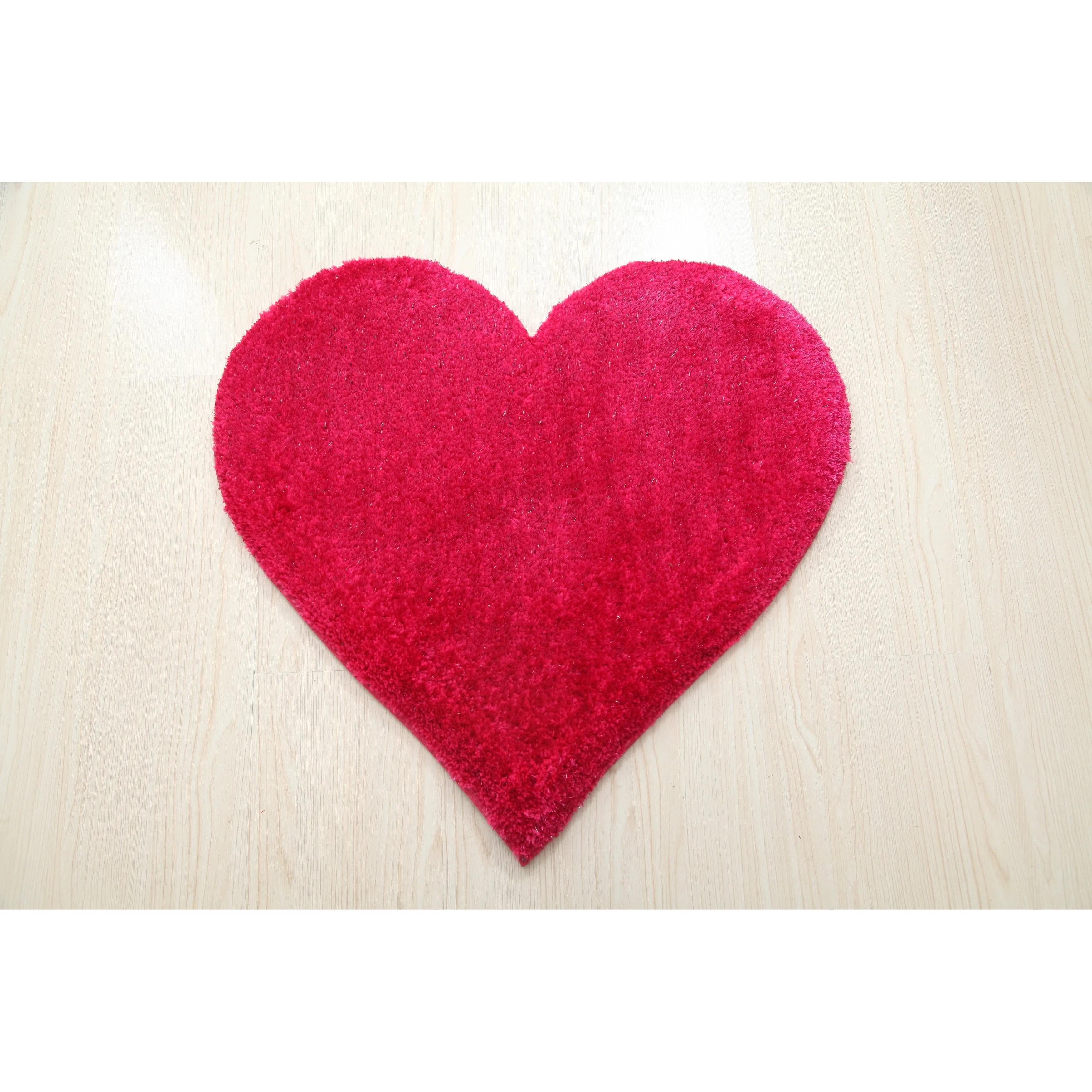 Hearts Collection Hand Woven Shag Area Rug - 24 x 24