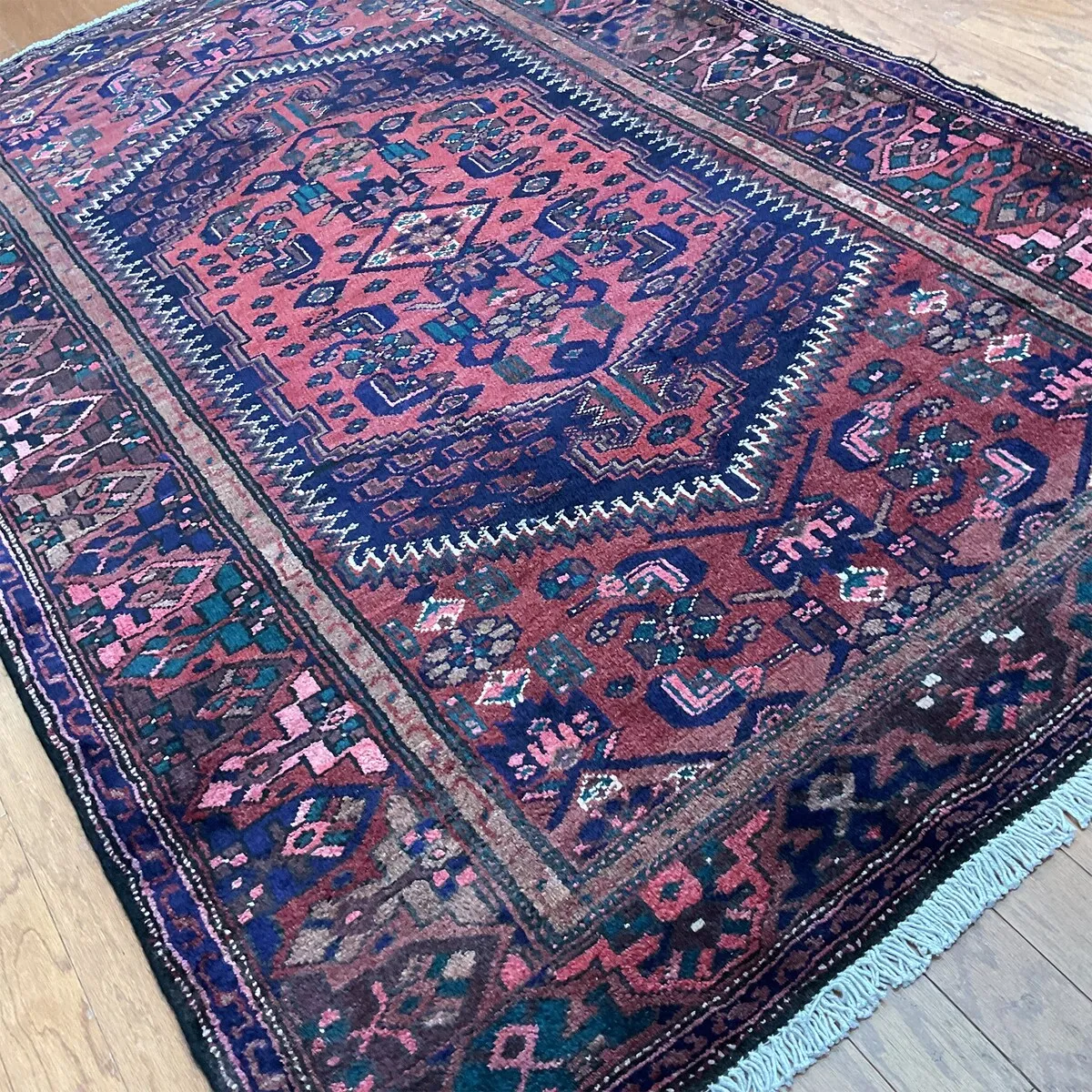 HERAT ORIENTAL Hand-knotted Tribal Hamadan Wool Rug - 4'8 x 7'8