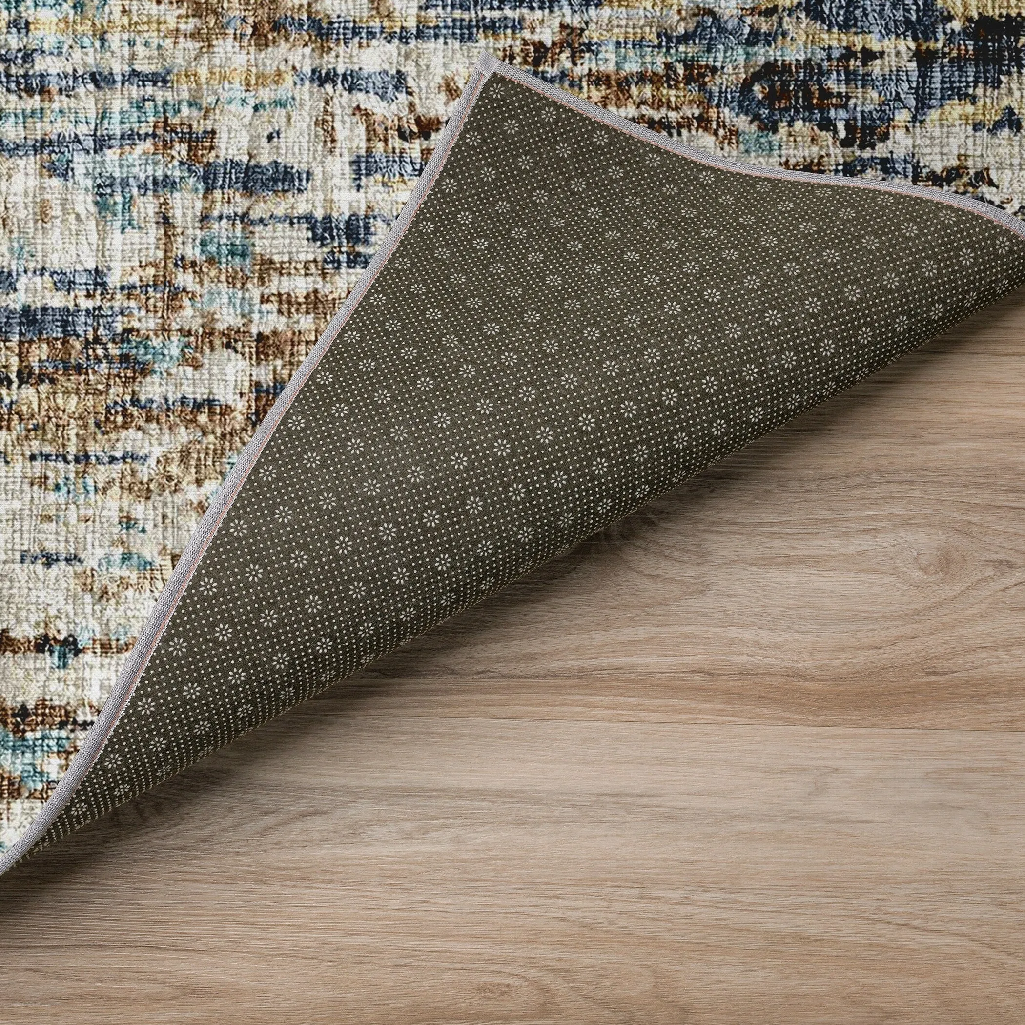 Indoor/ Outdoor Accord Modern Brushstrokes Polyester Washable Rug New