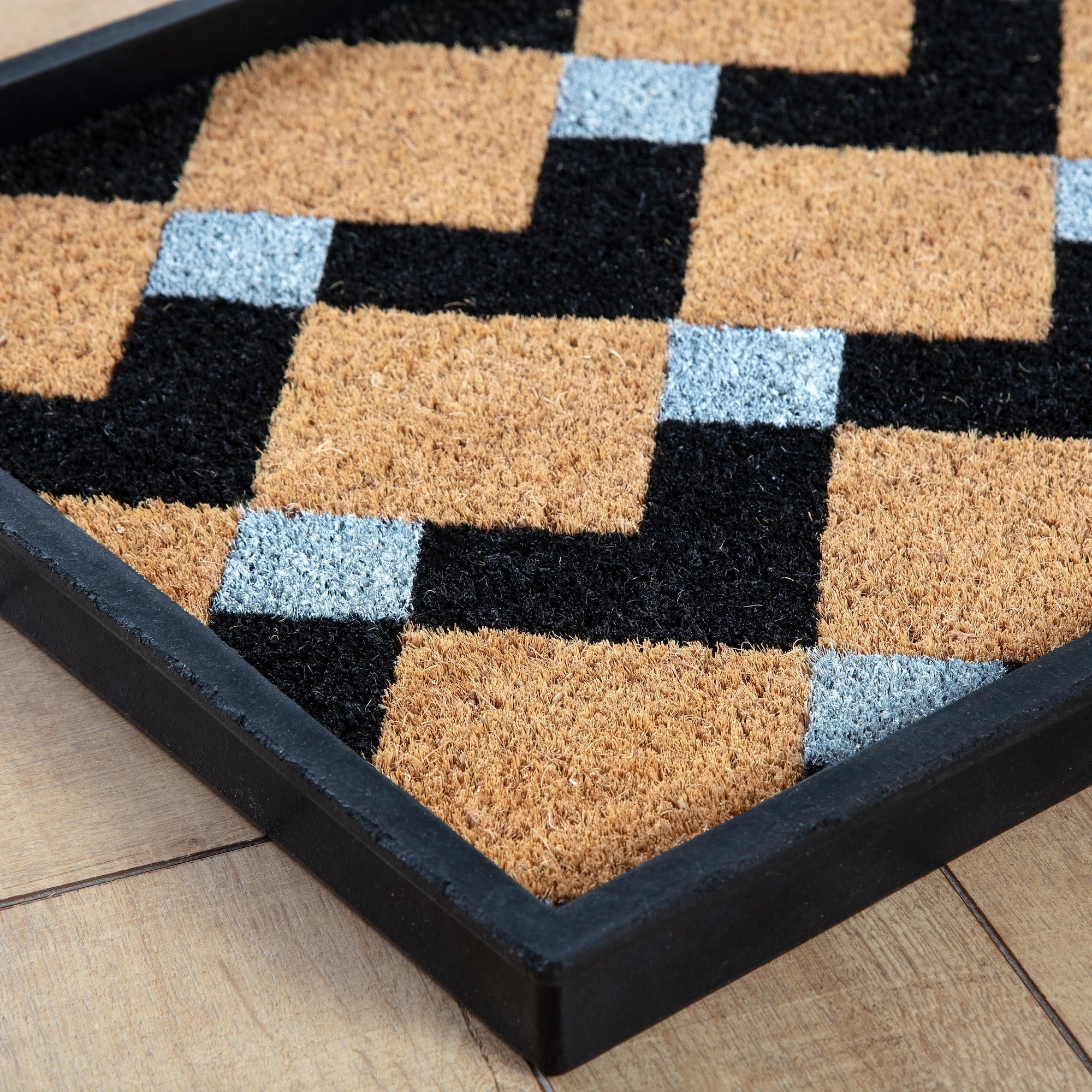 Jani Natural & Recycled Rubber Boot Tray with Tan & Black Chevron Coir Insert