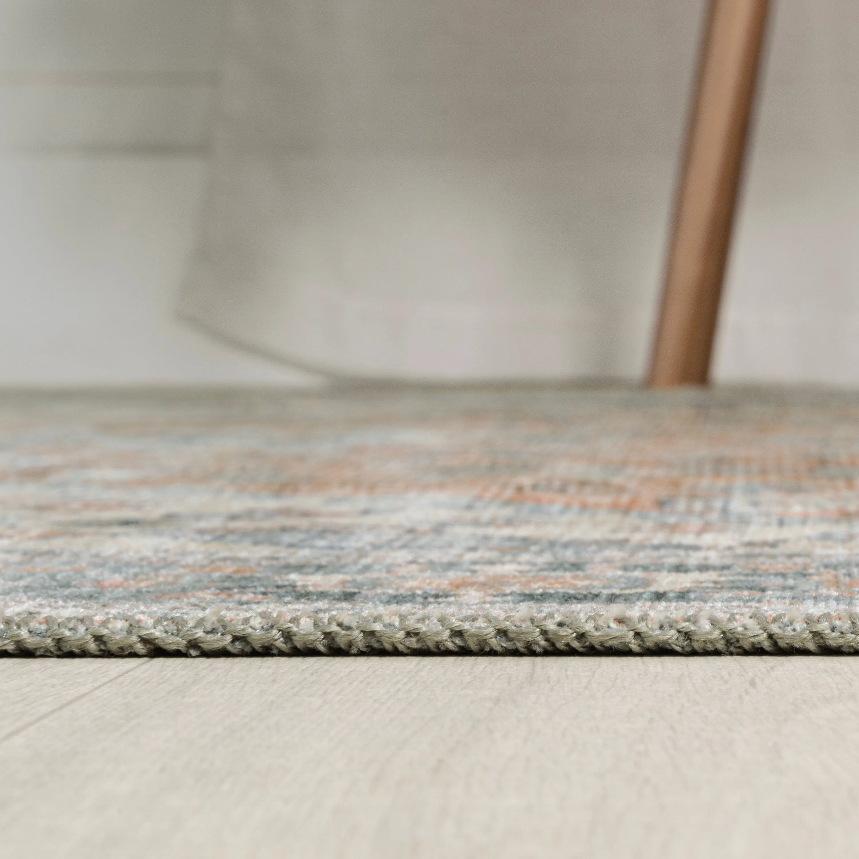 JONATHAN Y Bausch Distressed Medallion Chenille Machine-Washable Area Rug
