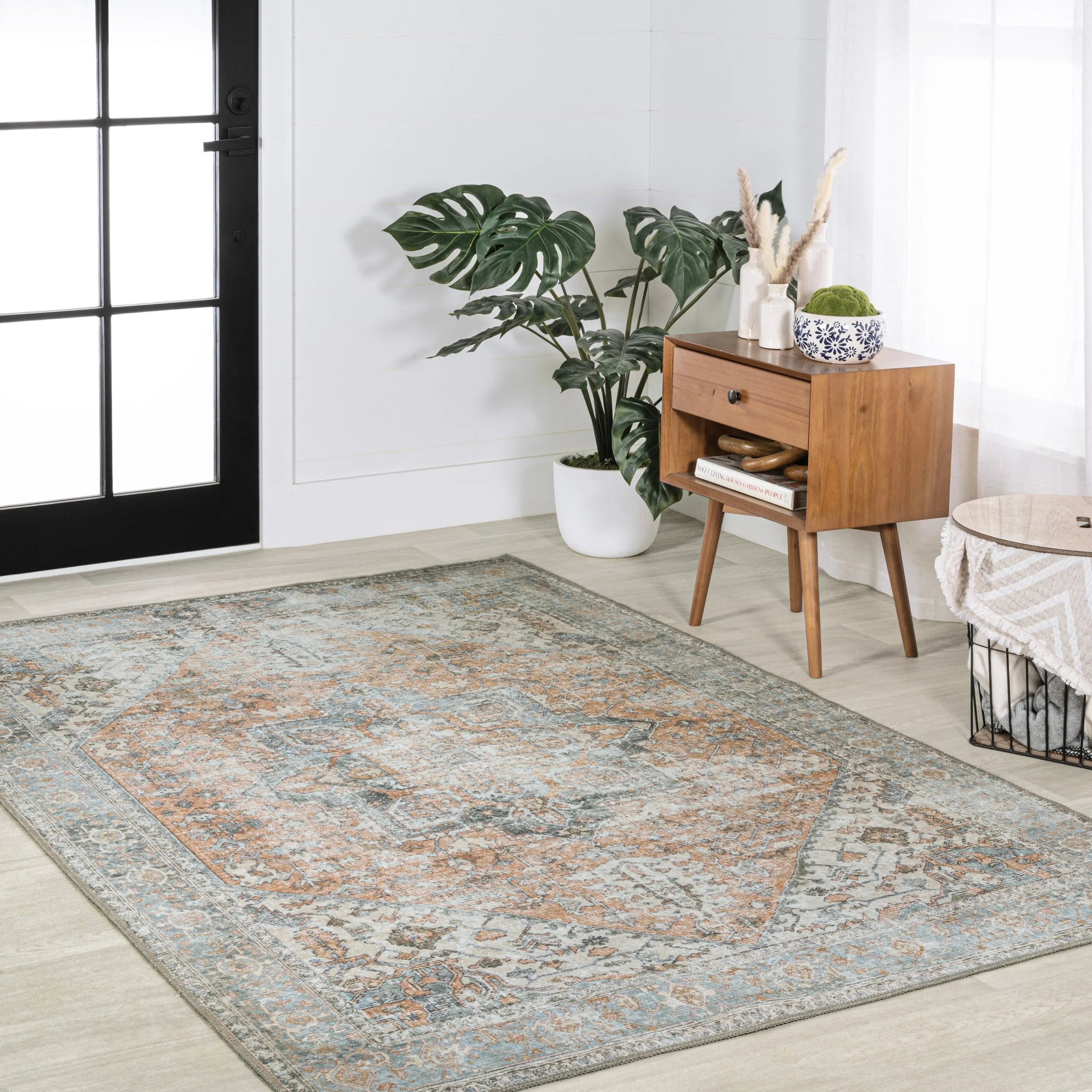JONATHAN Y Bausch Distressed Medallion Chenille Machine-Washable Area Rug