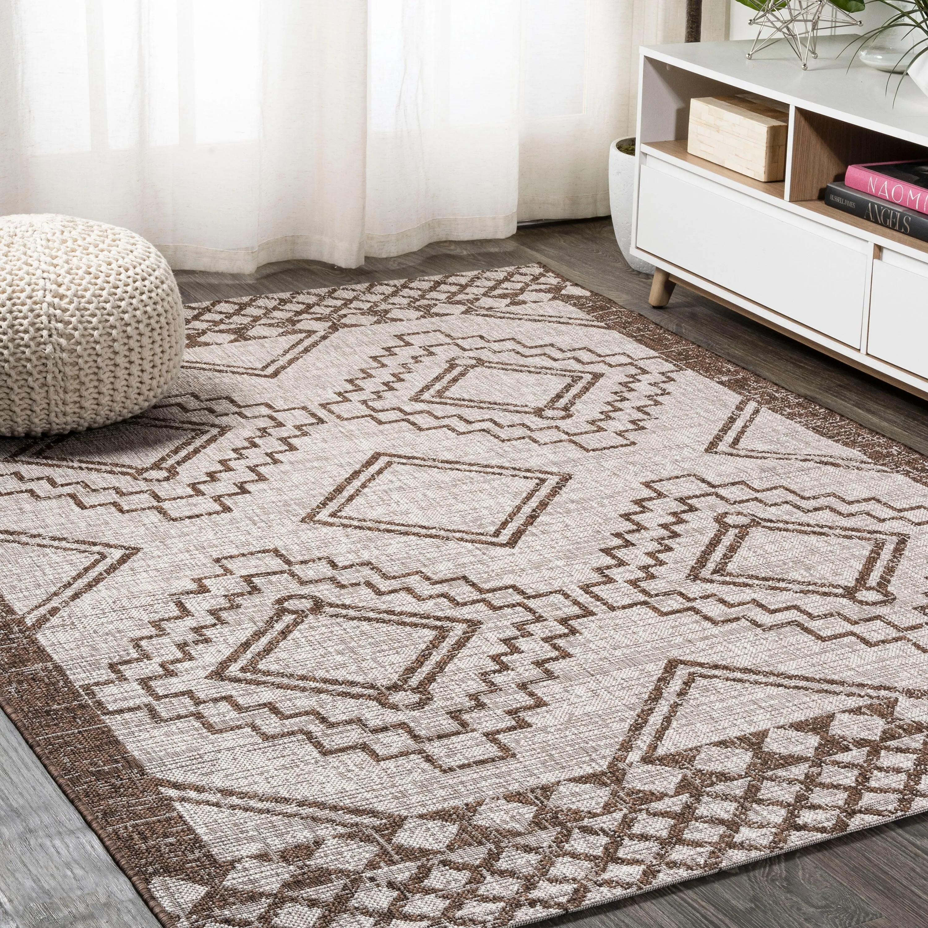 JONATHAN Y Carwa Diamond Tribal Medallion Indoor/Outdoor Area Rug