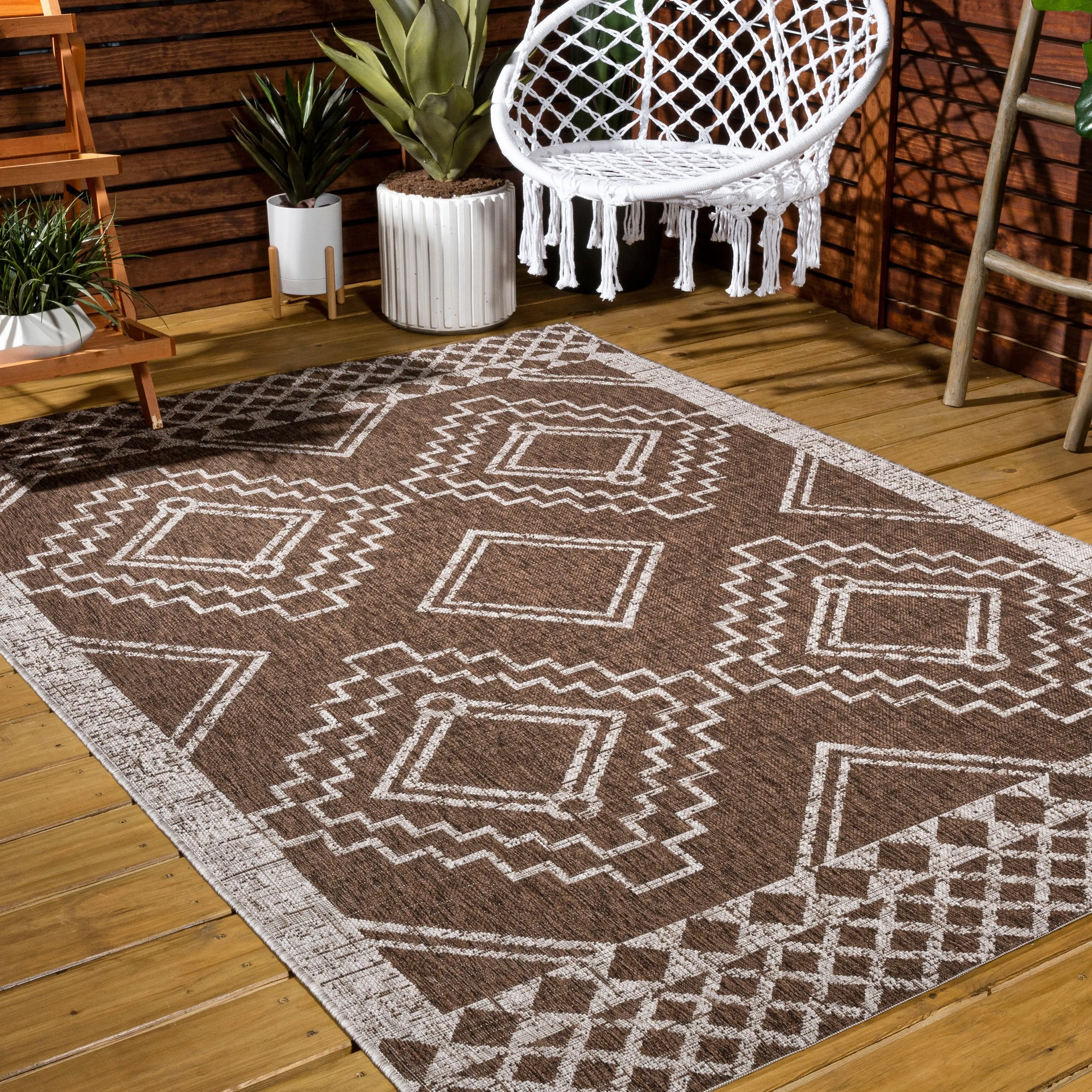JONATHAN Y Carwa Diamond Tribal Medallion Indoor/Outdoor Area Rug