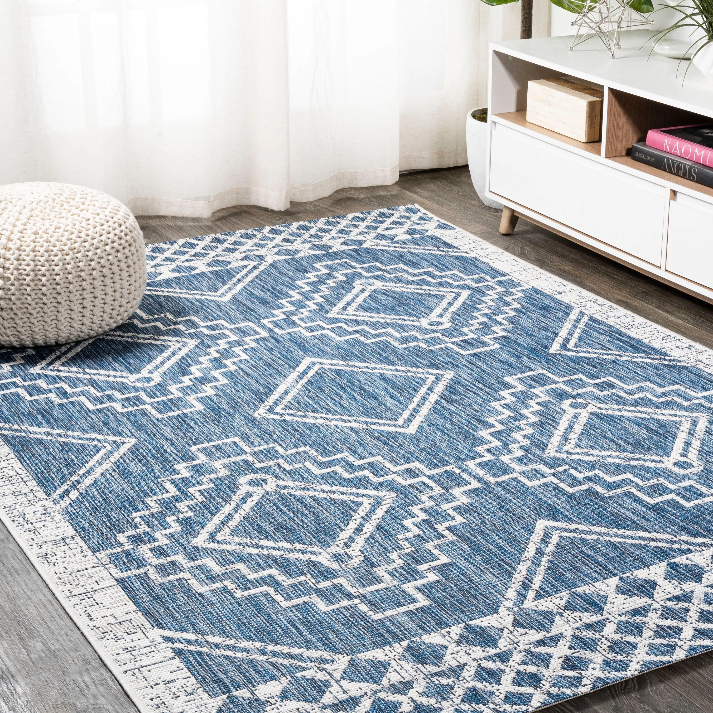 JONATHAN Y Carwa Diamond Tribal Medallion Indoor/Outdoor Area Rug
