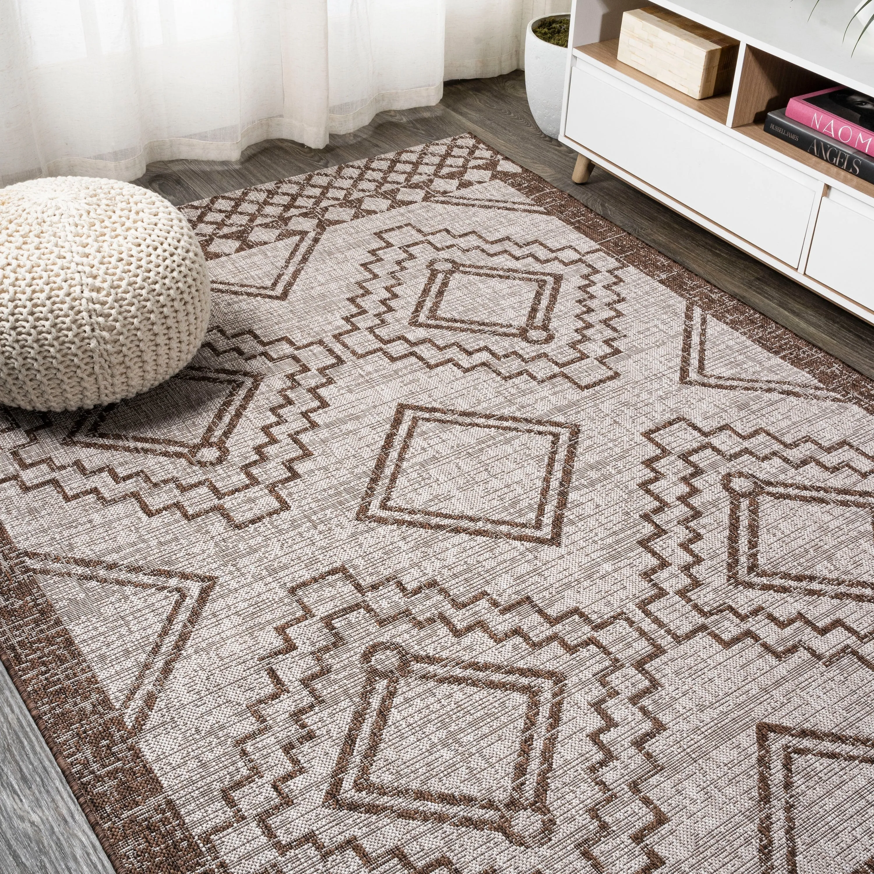 JONATHAN Y Carwa Diamond Tribal Medallion Indoor/Outdoor Area Rug