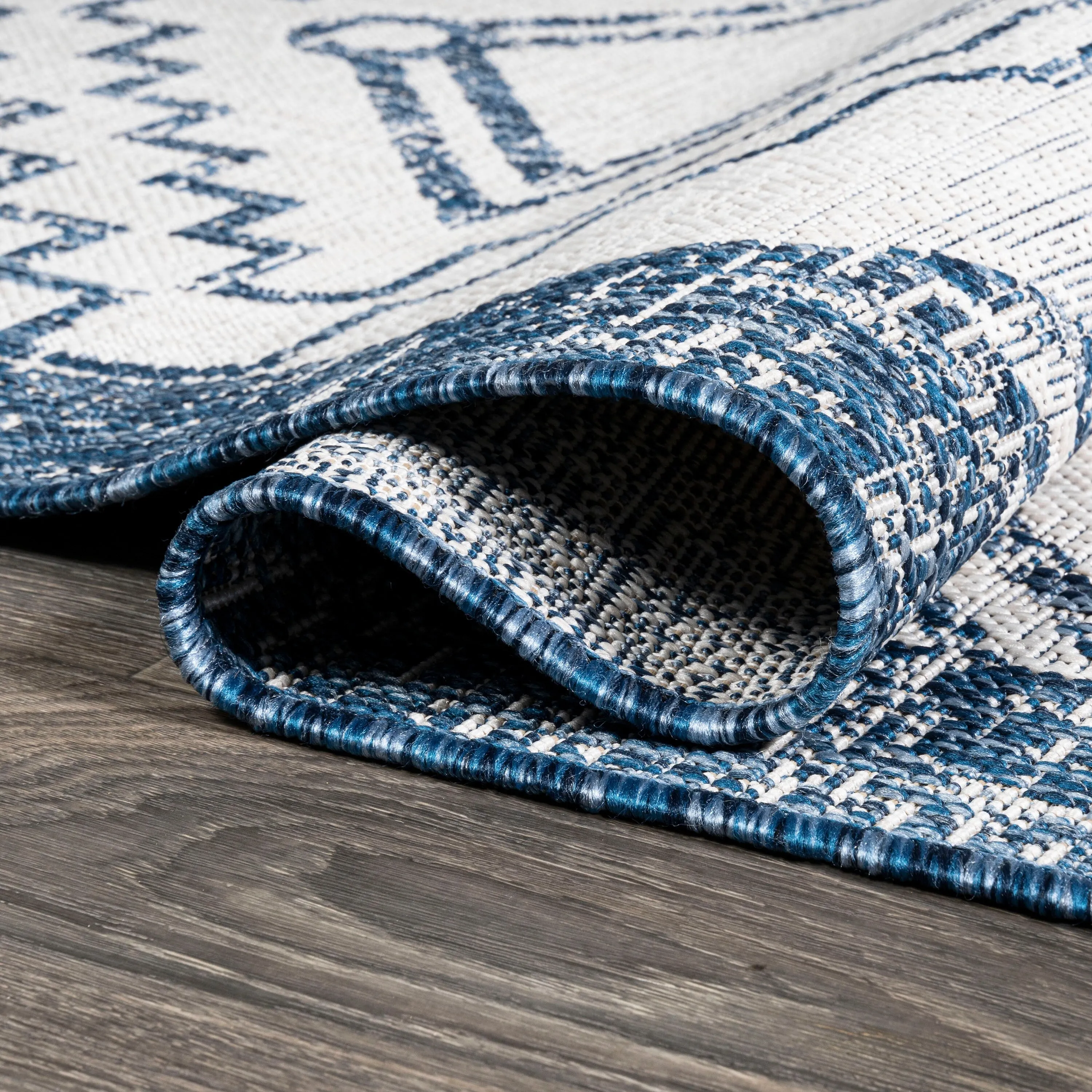 JONATHAN Y Carwa Diamond Tribal Medallion Indoor/Outdoor Area Rug