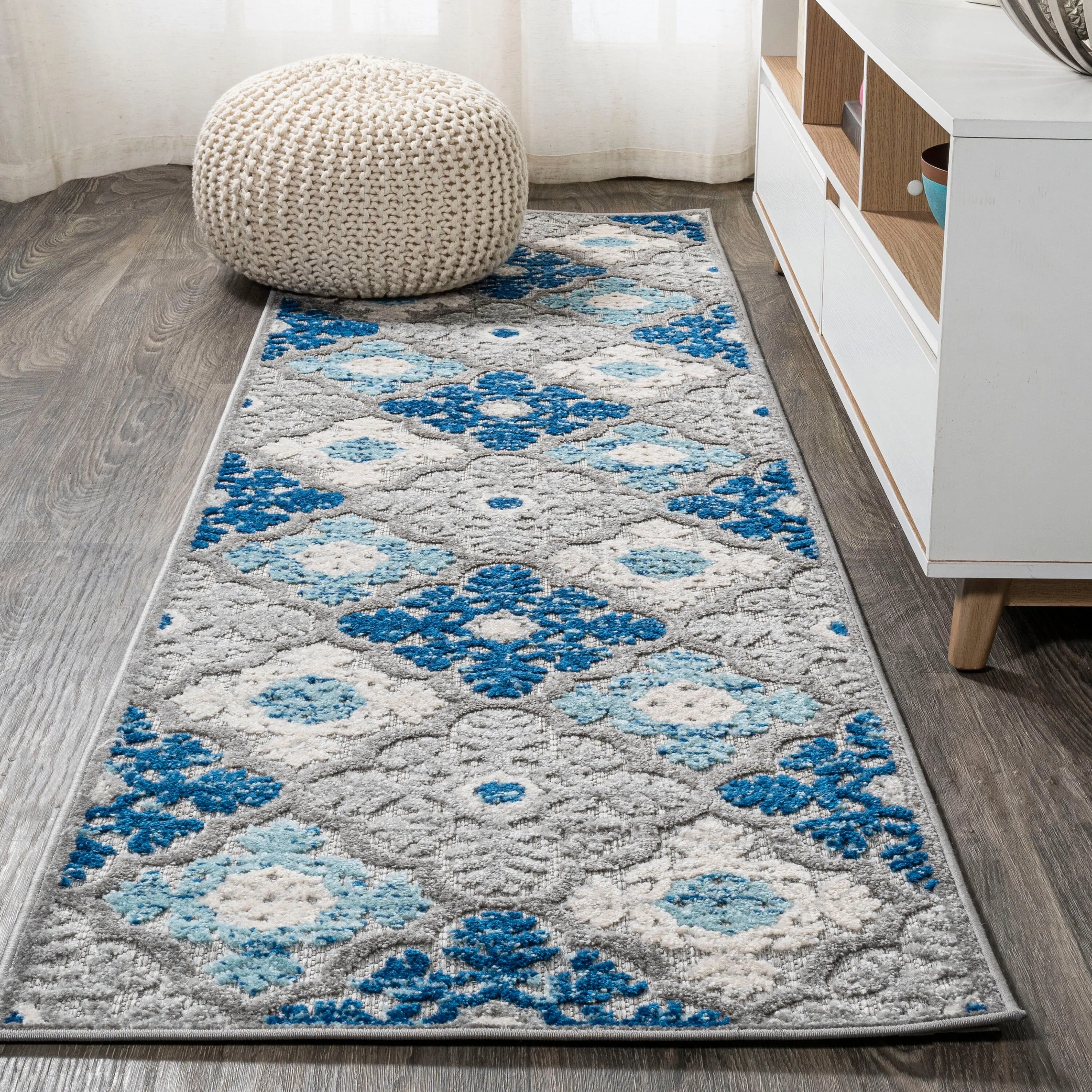 JONATHAN Y Circus Ornate Ogee Trellis High-Low Indoor/Outdoor Area Rug