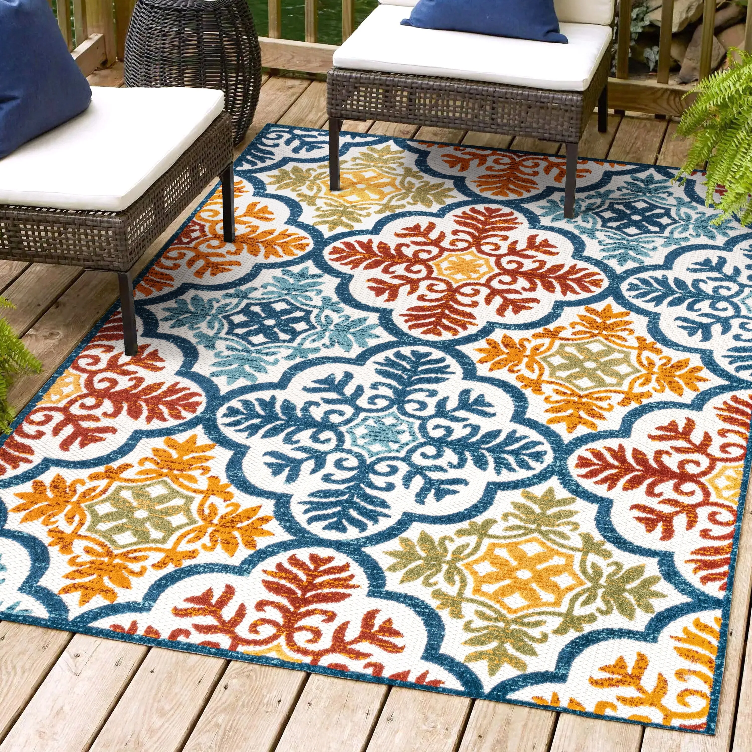JONATHAN Y Circus Ornate Ogee Trellis High-Low Indoor/Outdoor Area Rug