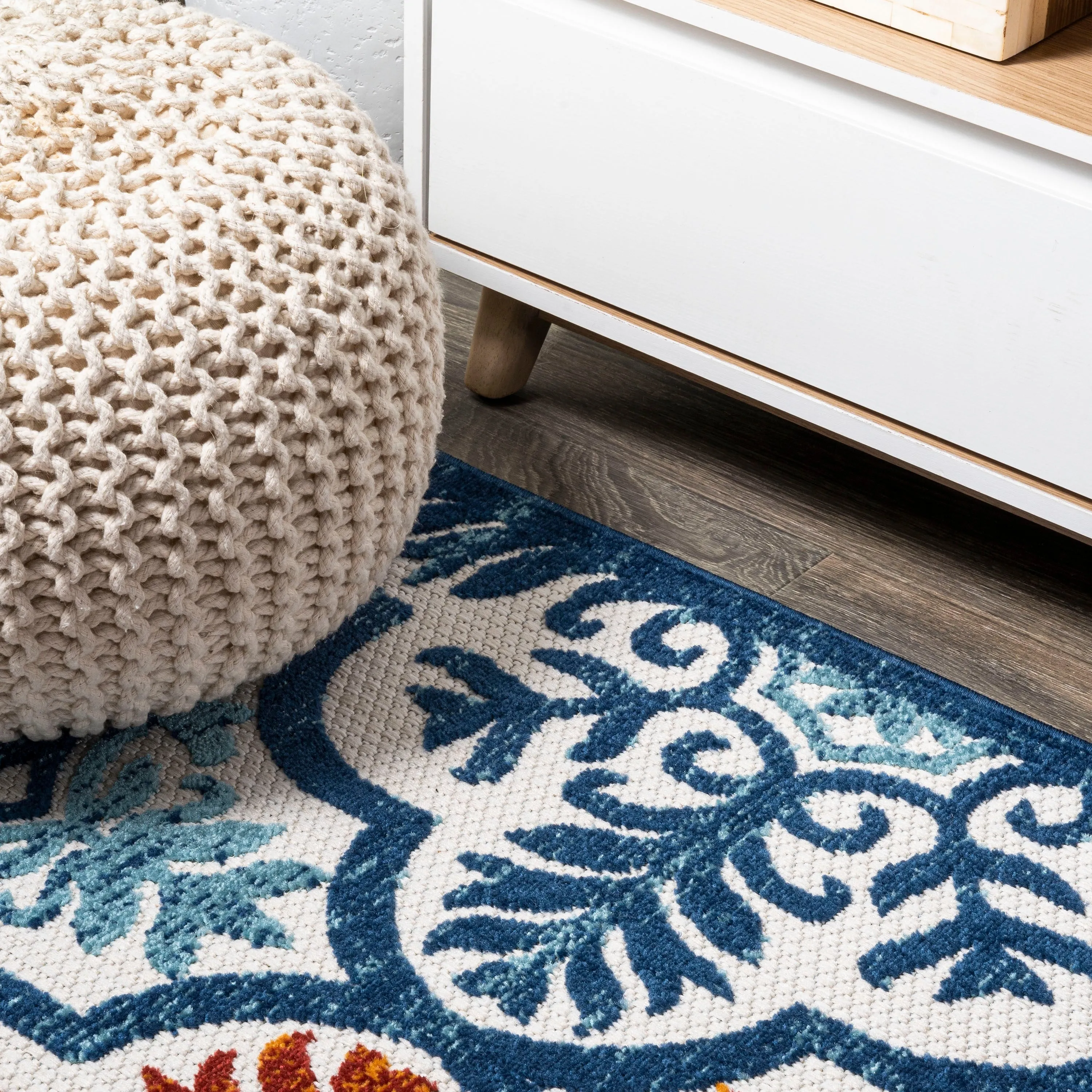 JONATHAN Y Circus Ornate Ogee Trellis High-Low Indoor/Outdoor Area Rug