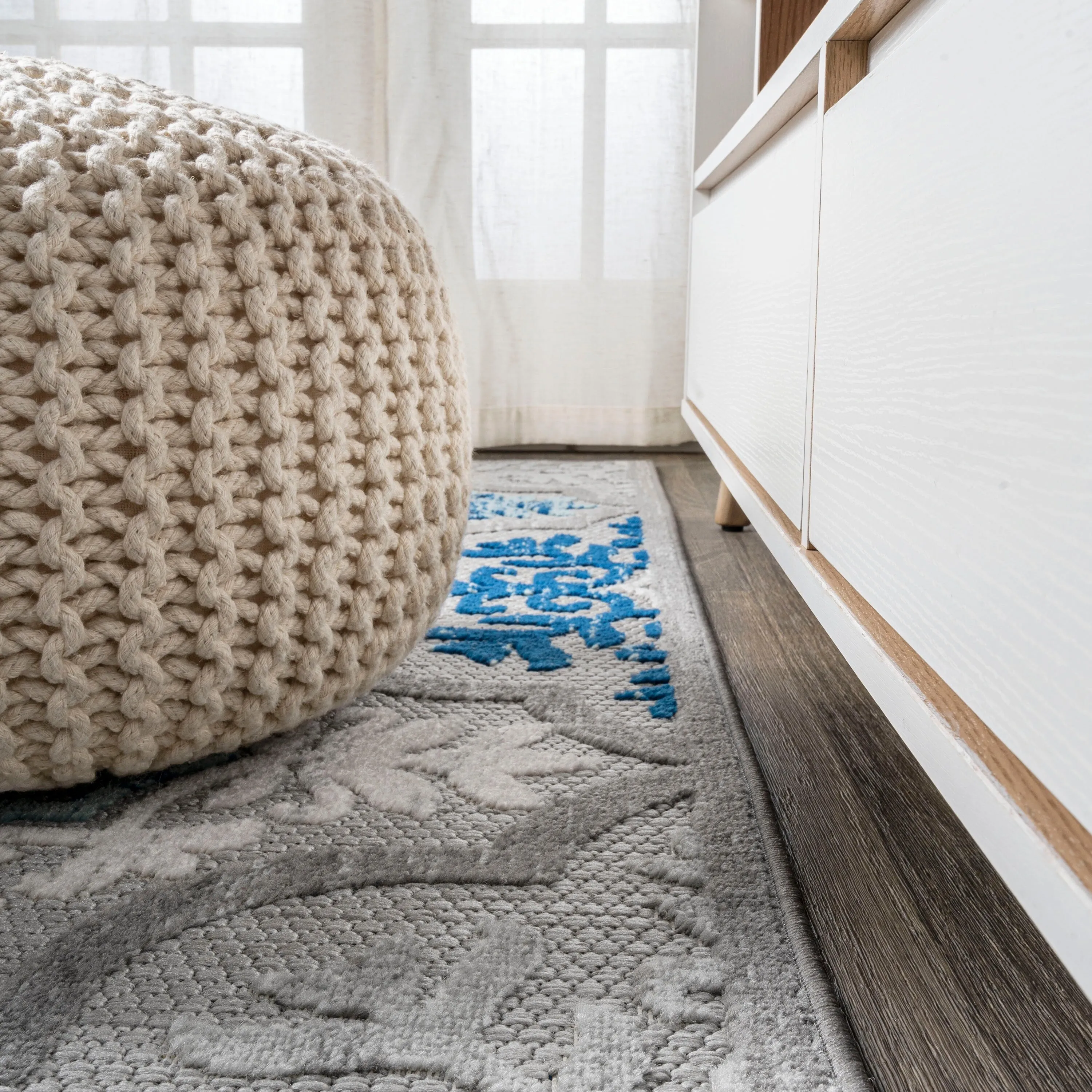 JONATHAN Y Circus Ornate Ogee Trellis High-Low Indoor/Outdoor Area Rug