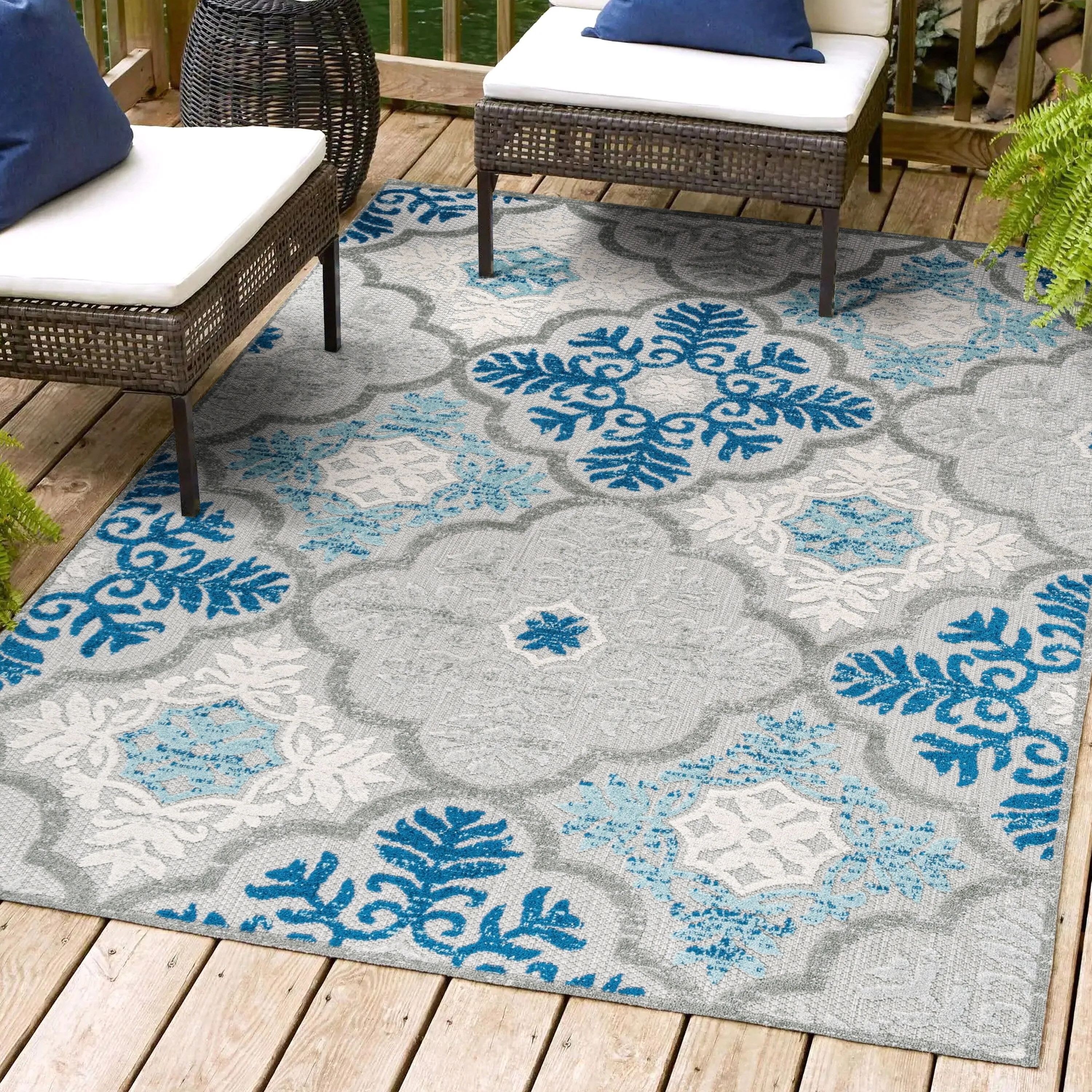 JONATHAN Y Circus Ornate Ogee Trellis High-Low Indoor/Outdoor Area Rug