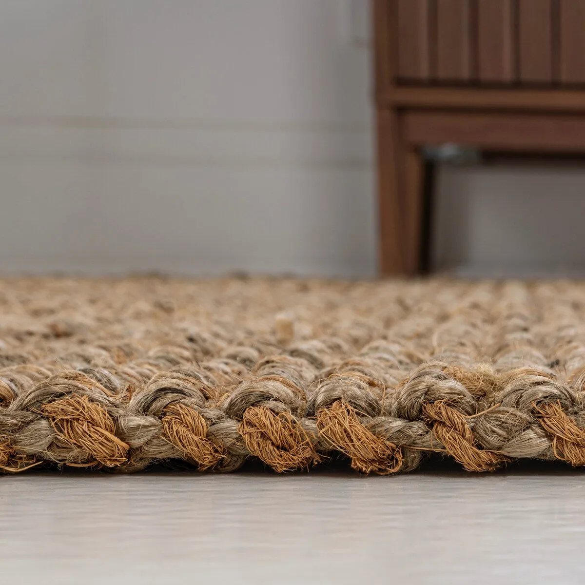 JONATHAN Y Cyrus Traditional Rustic Handwoven Jute Solid Natural Area Rug