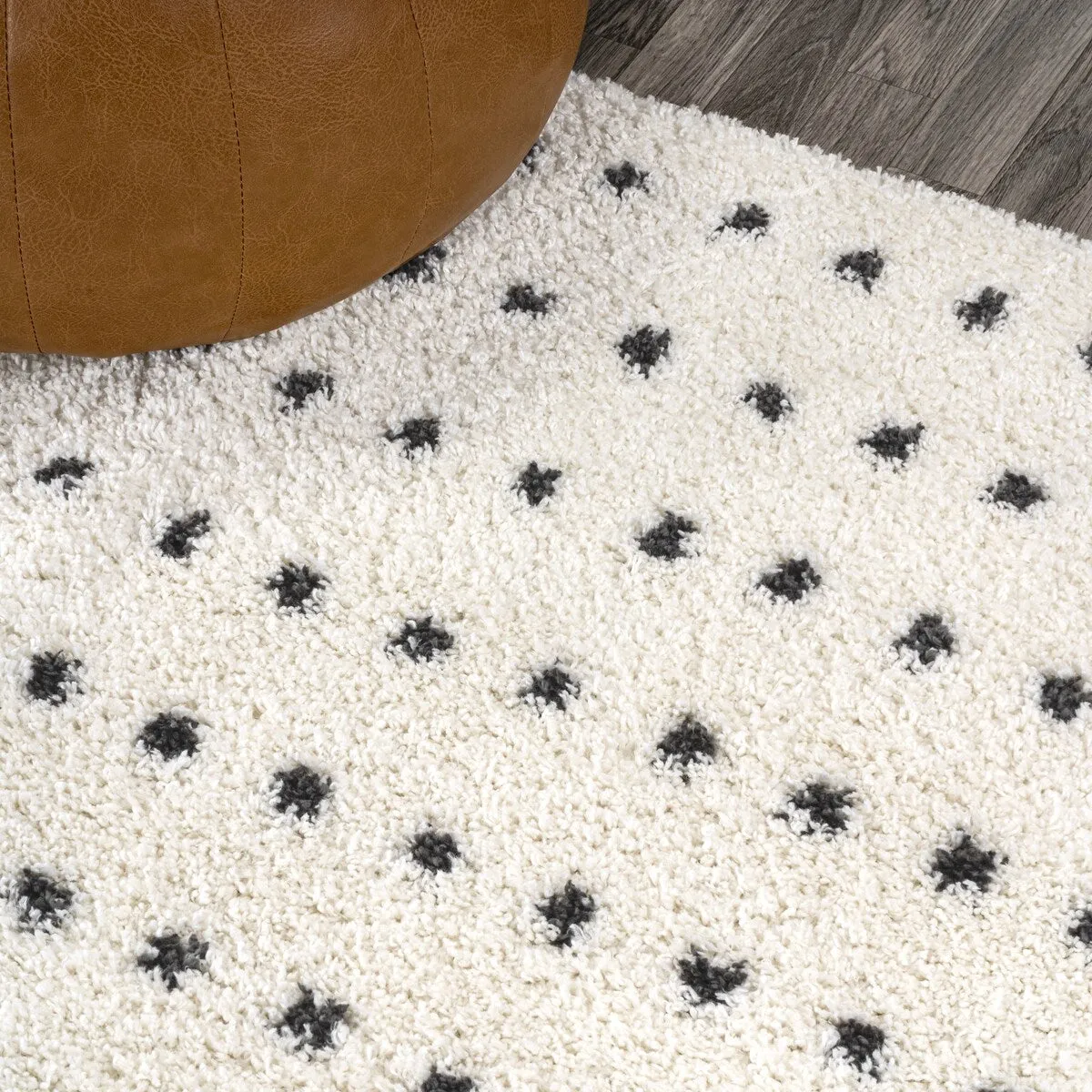 JONATHAN Y Deia Modern Geometric Dot Shag Area Rug