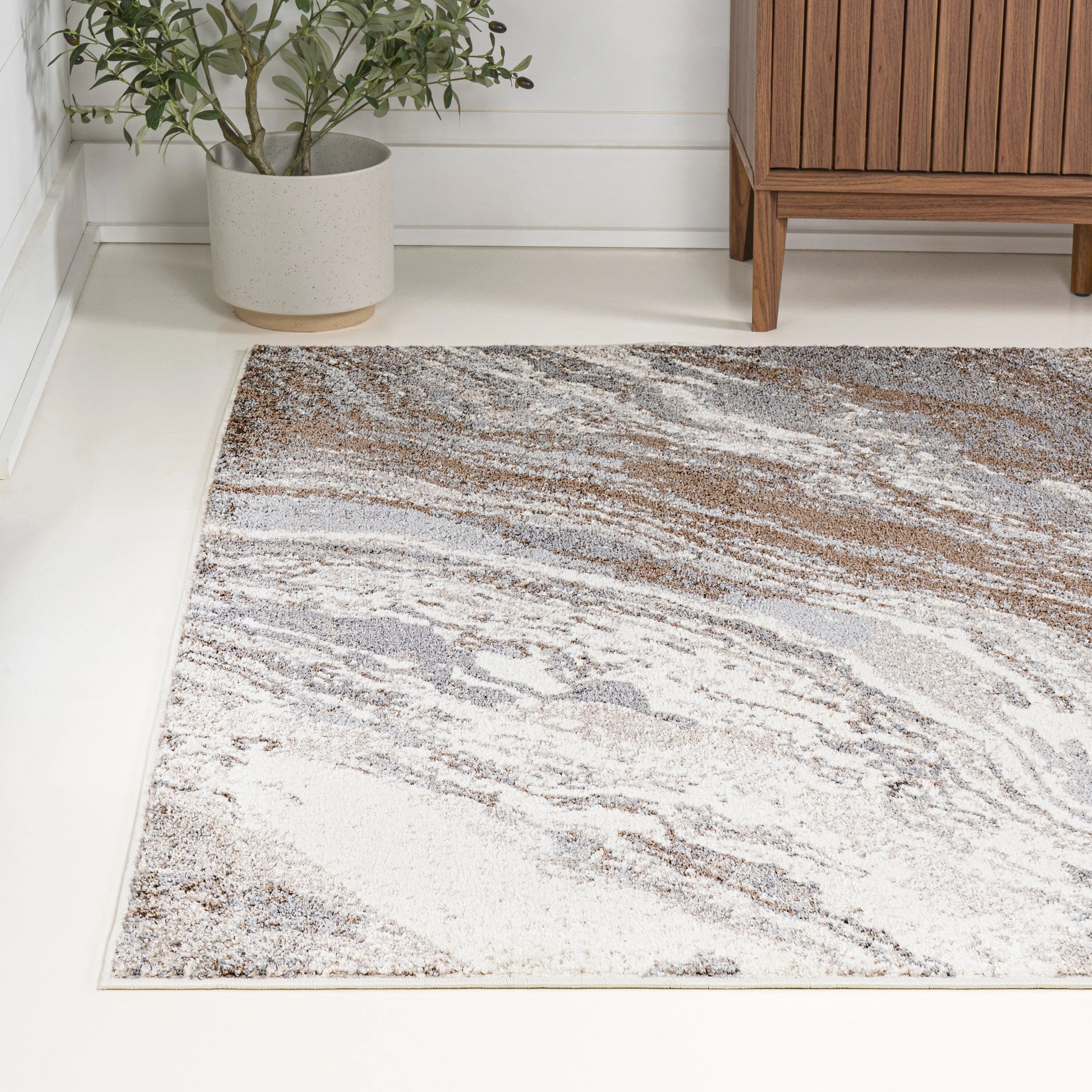 JONATHAN Y Eleni Contemporary Glam Abstract Marble Area Rug