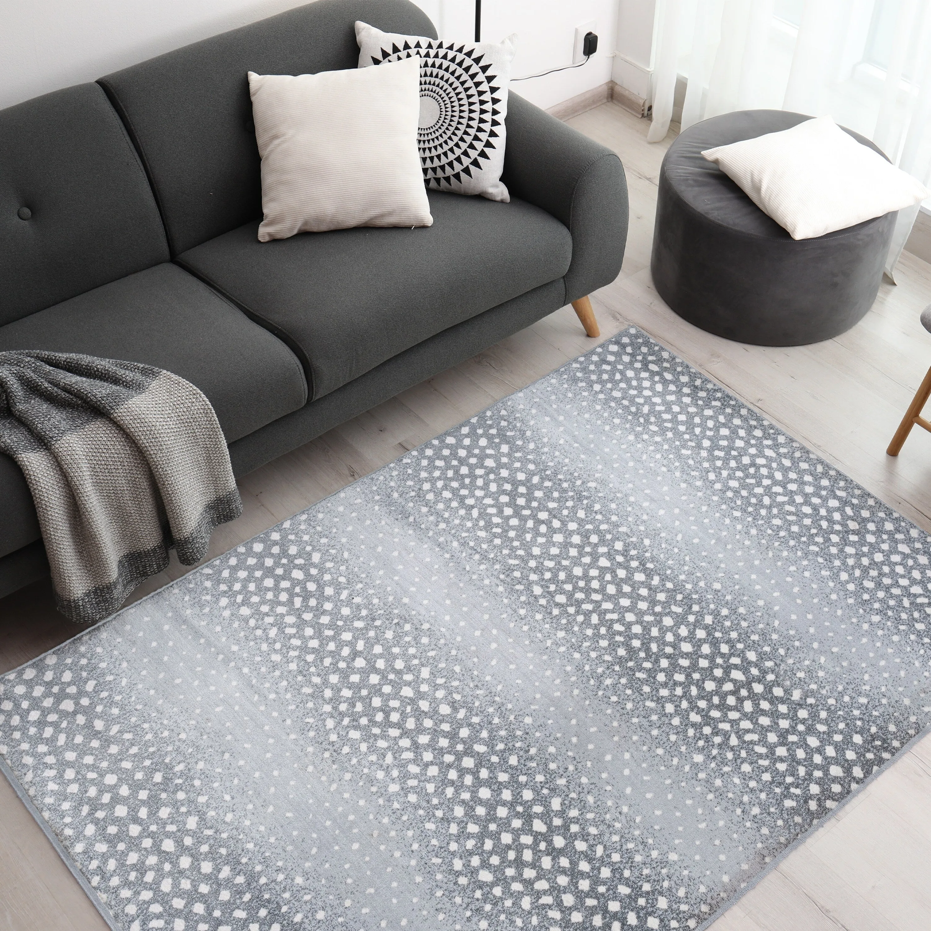 JONATHAN Y Goa Modern Animal Area Rug