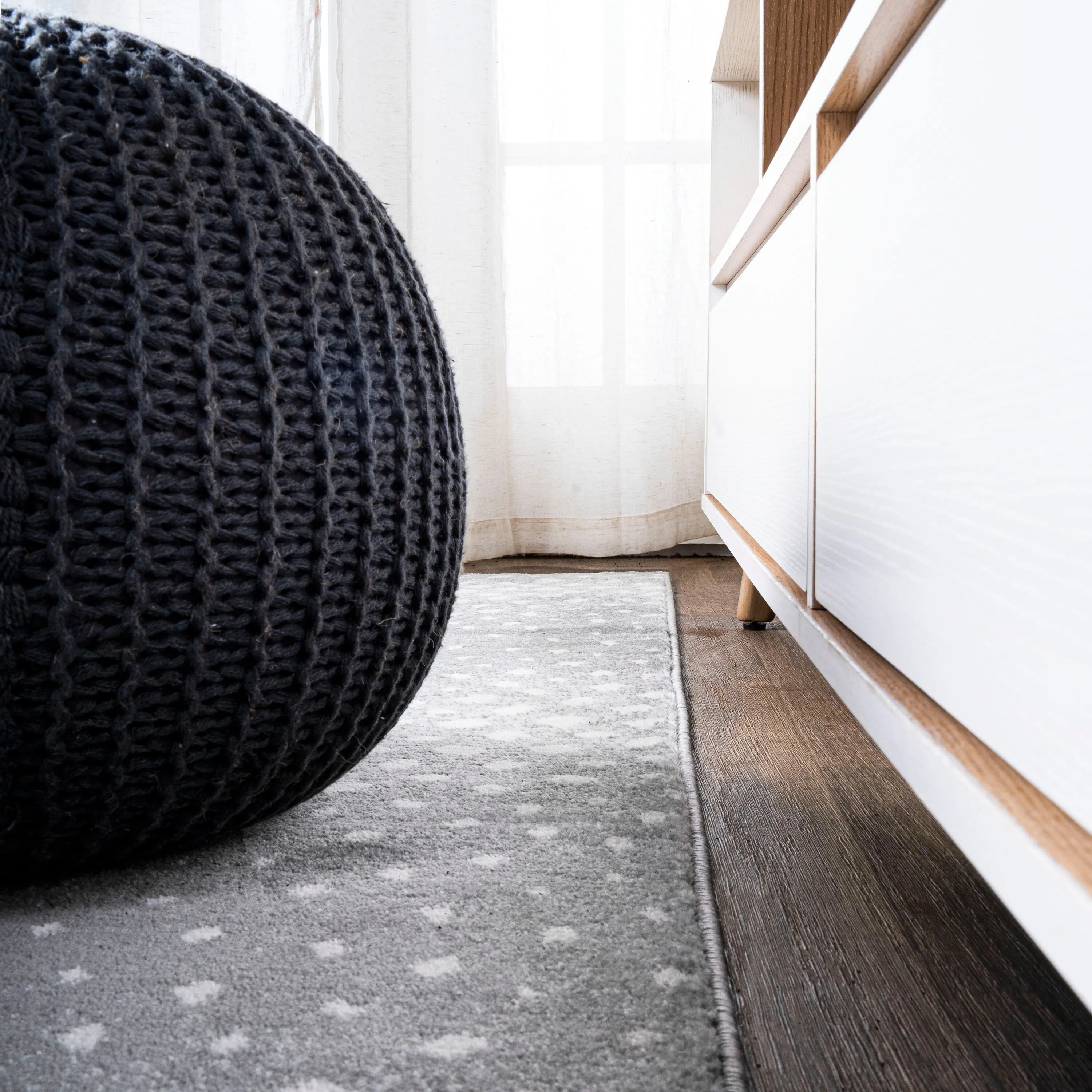 JONATHAN Y Goa Modern Animal Area Rug