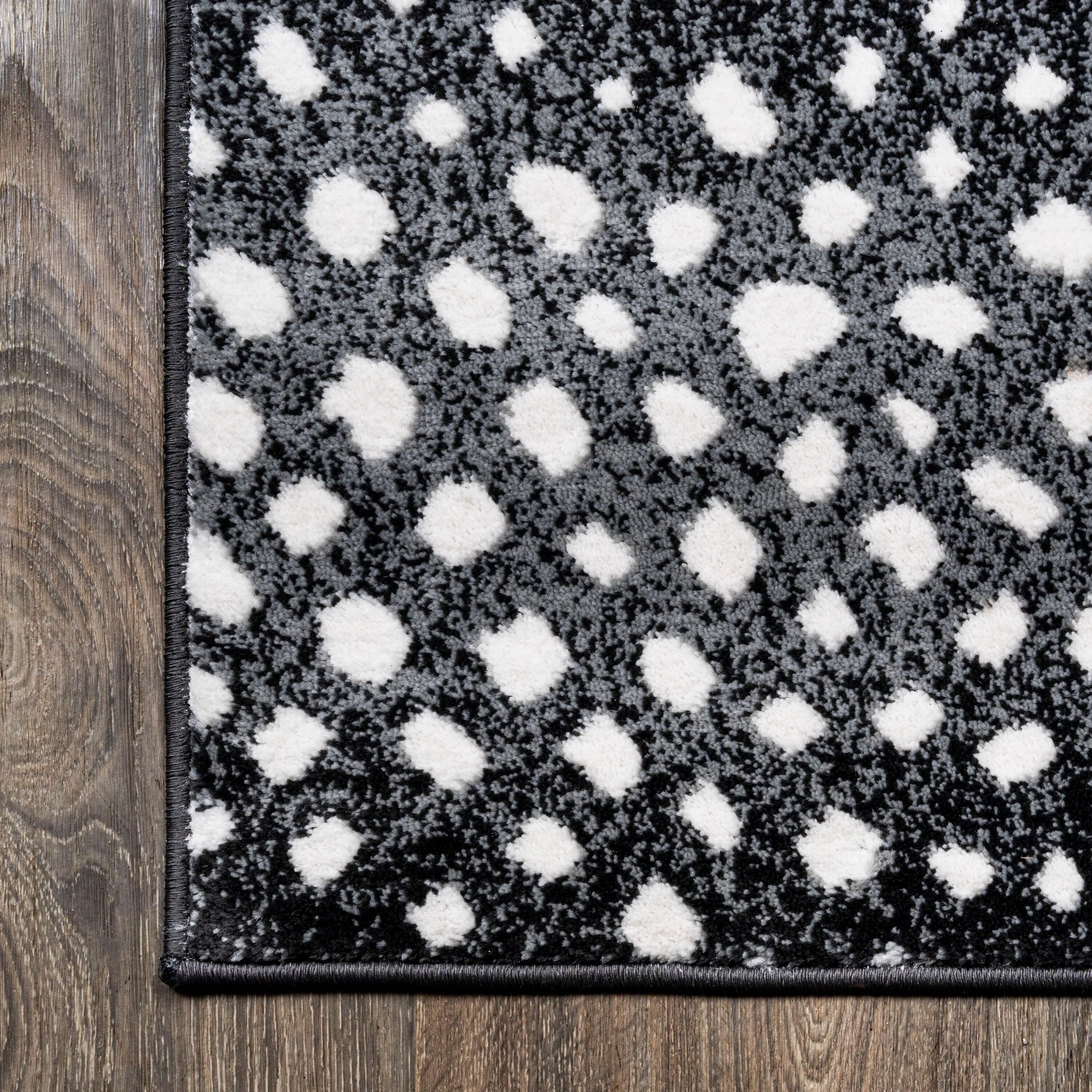 JONATHAN Y Goa Modern Animal Area Rug