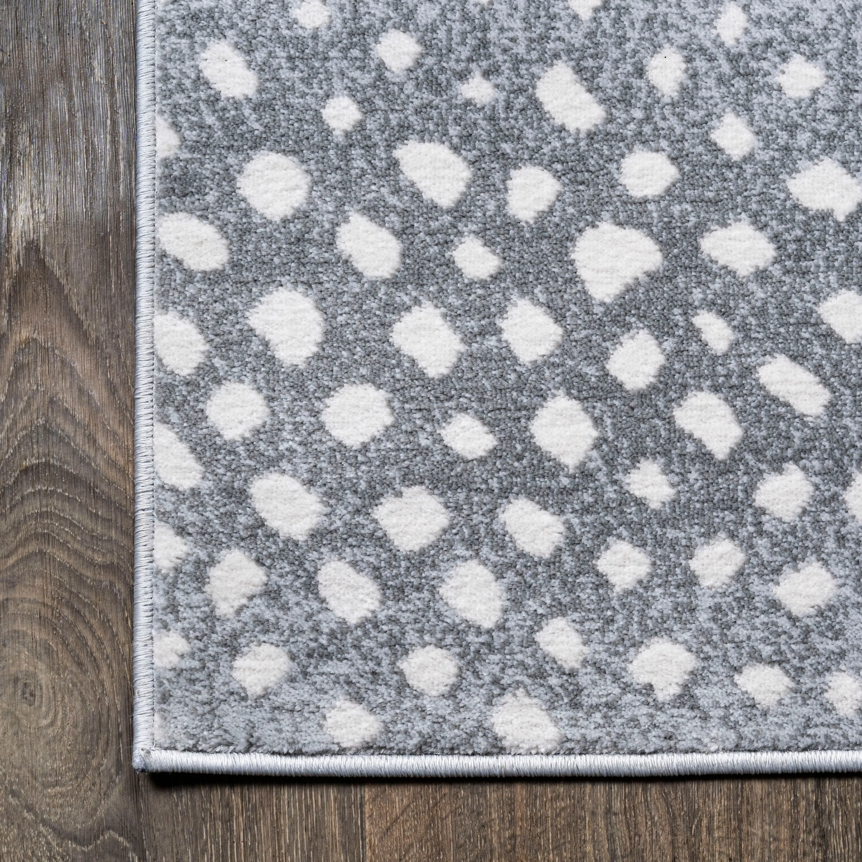 JONATHAN Y Goa Modern Animal Area Rug