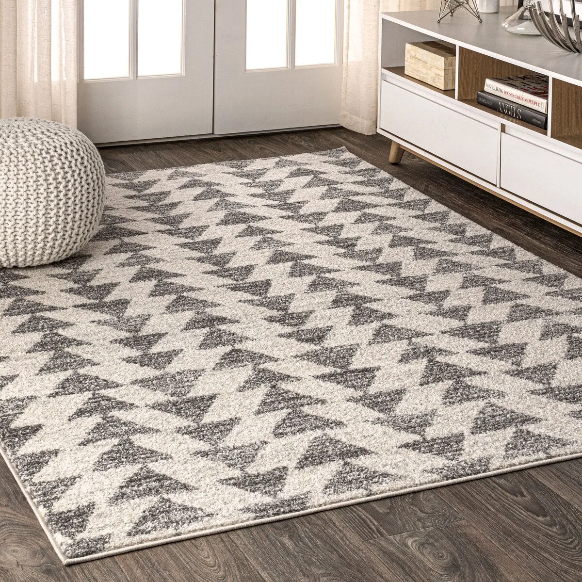 JONATHAN Y Khalil Moroccan Triangle Geometric Area Rug