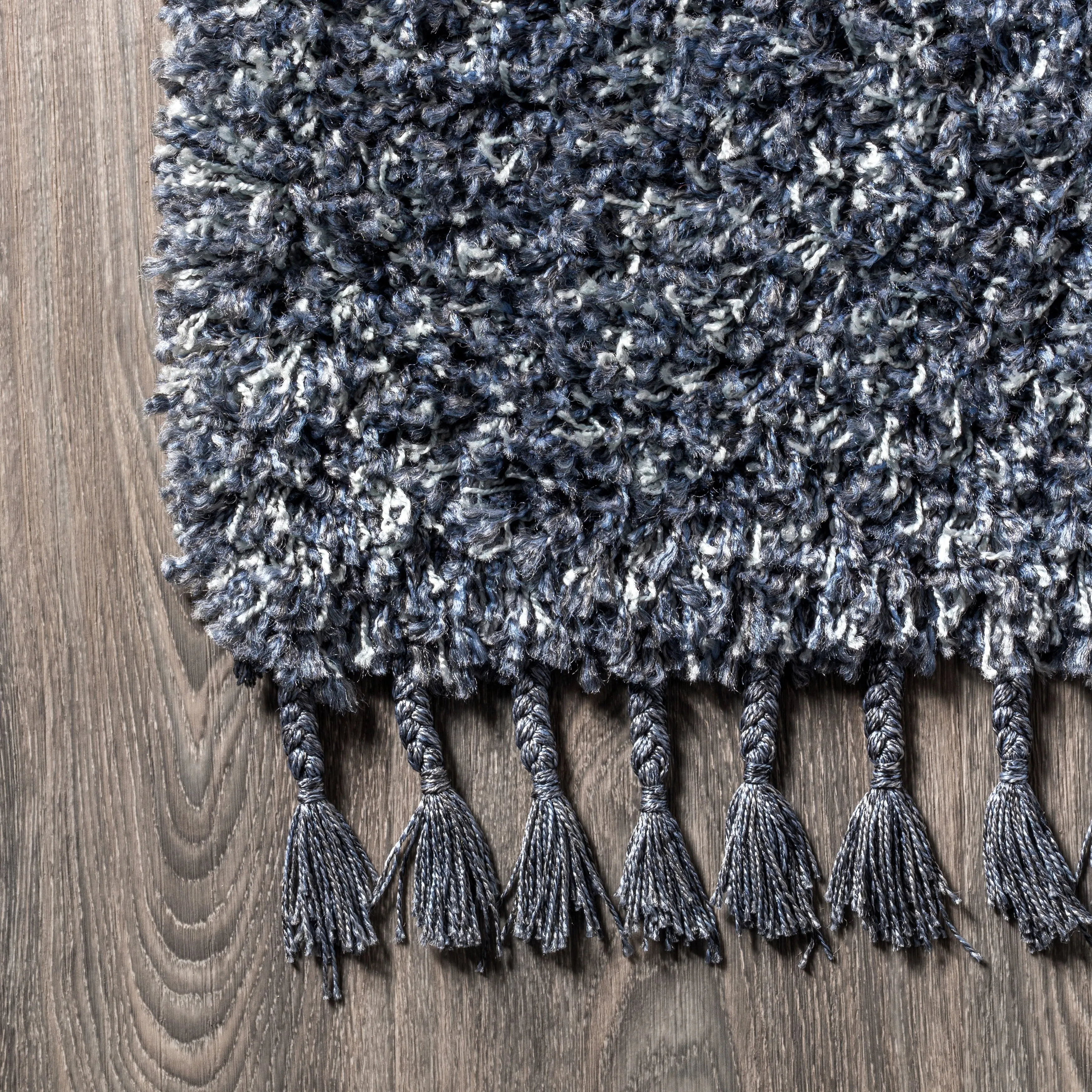 JONATHAN Y Modern Shag Plush Tassel Area Rug