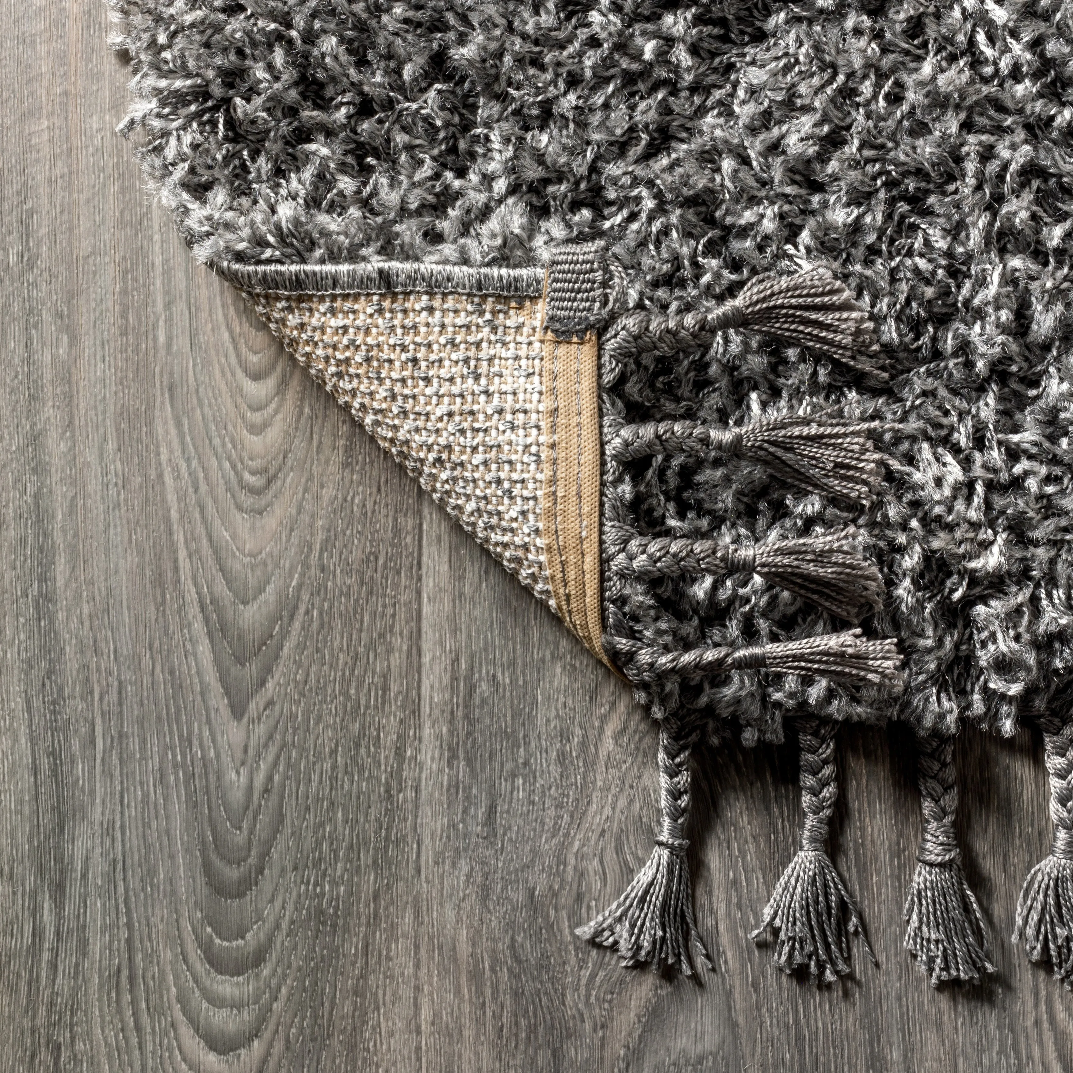 JONATHAN Y Modern Shag Plush Tassel Area Rug