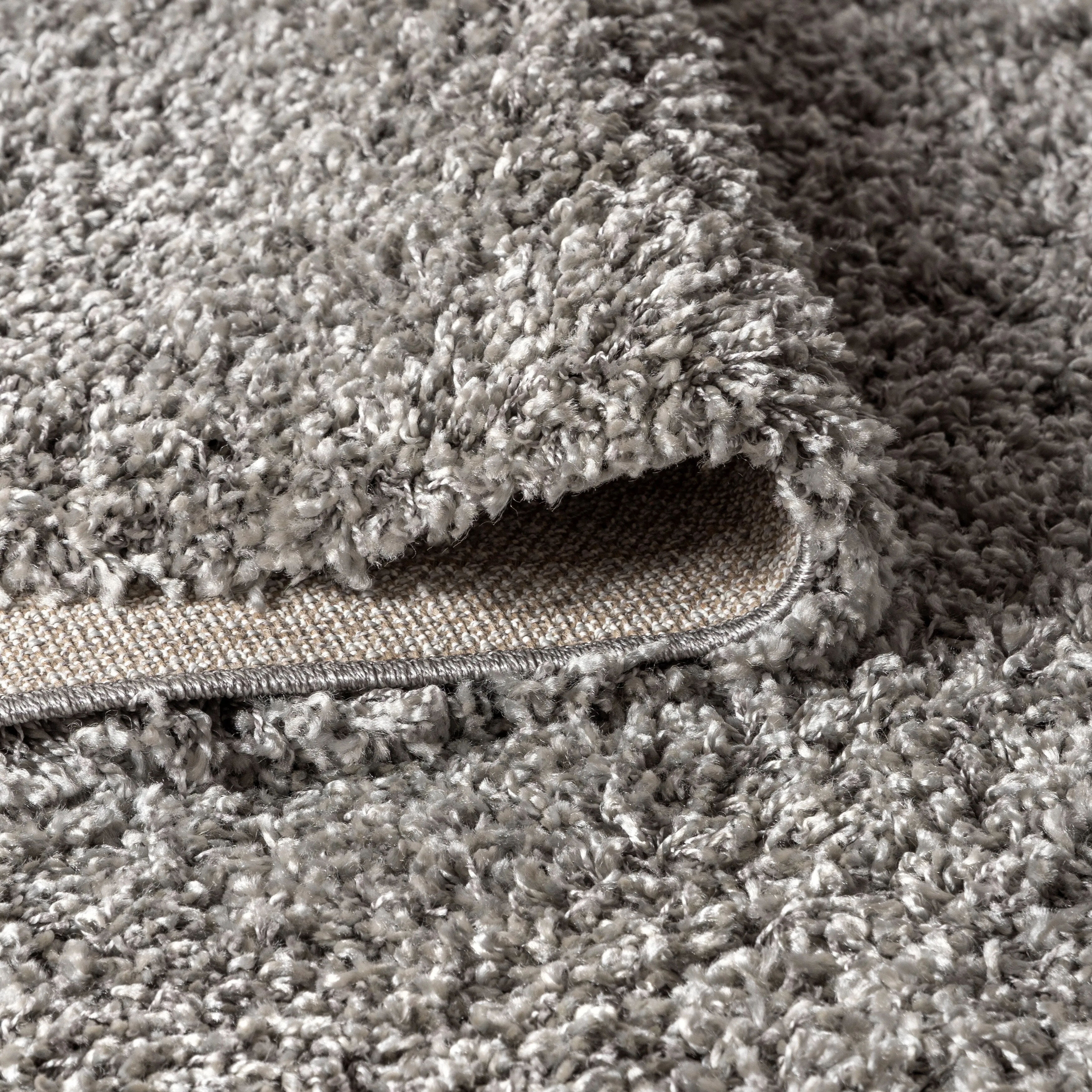 JONATHAN Y Modern Shag Plush Tassel Area Rug