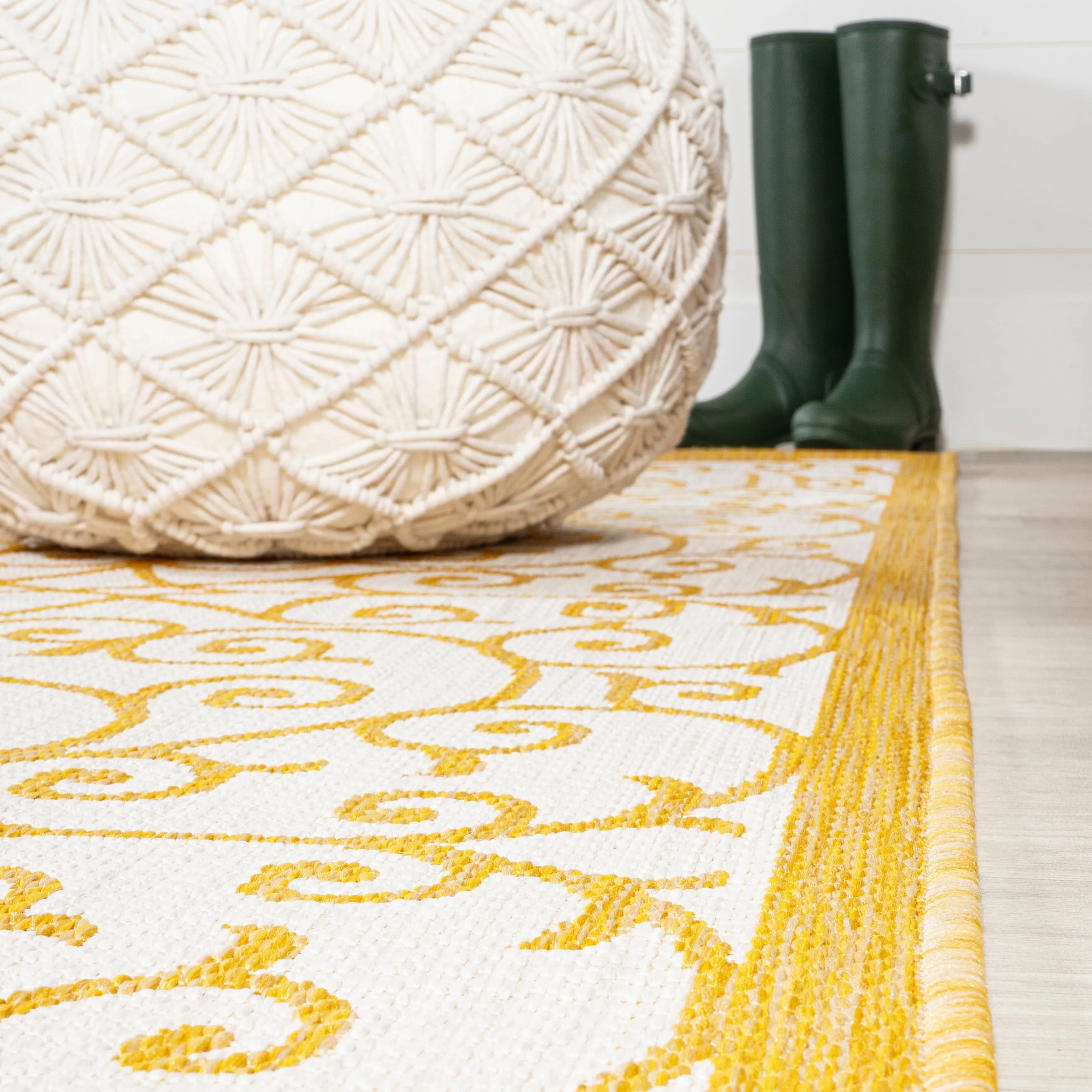 JONATHAN Y Ourika Textured Weave Indoor/Outdoor Area Rug