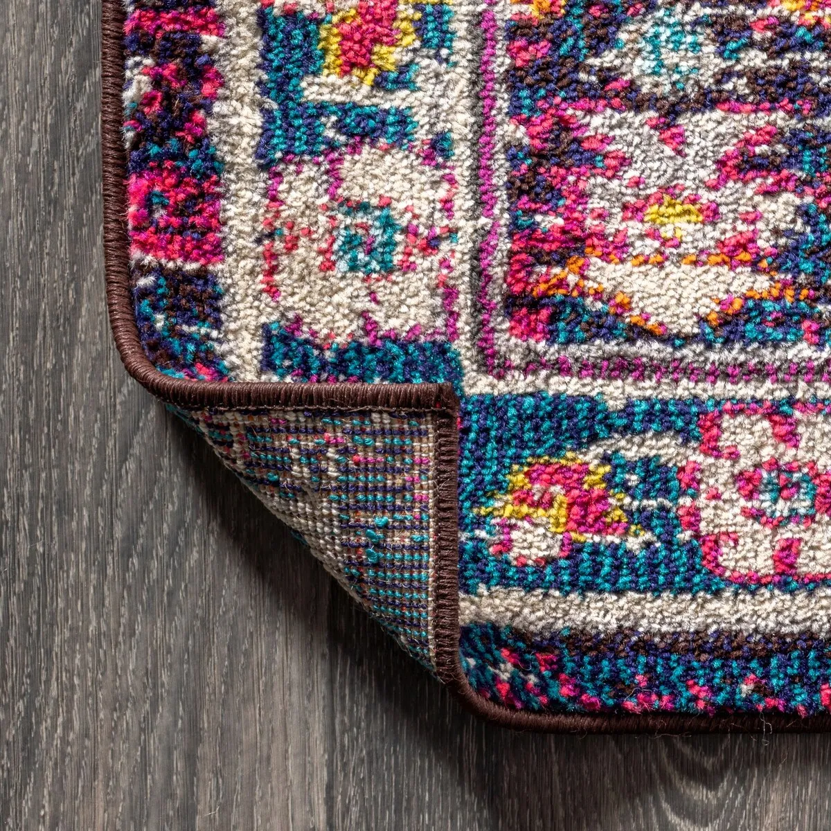 JONATHAN Y Traditional Persian Boho Floral Area Rug