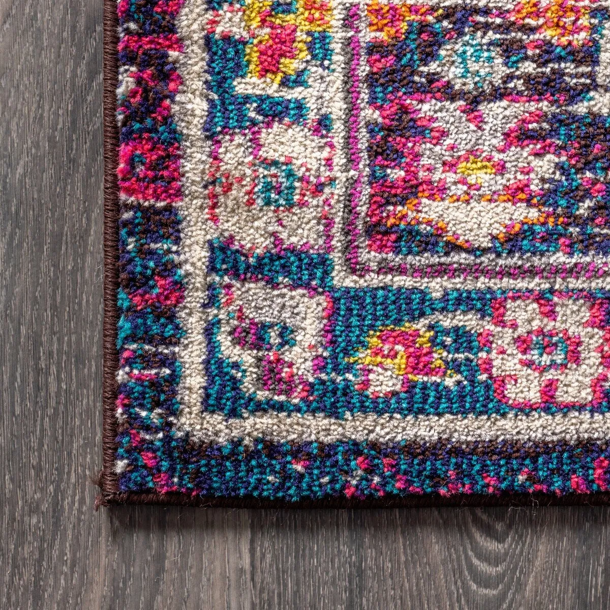 JONATHAN Y Traditional Persian Boho Floral Area Rug