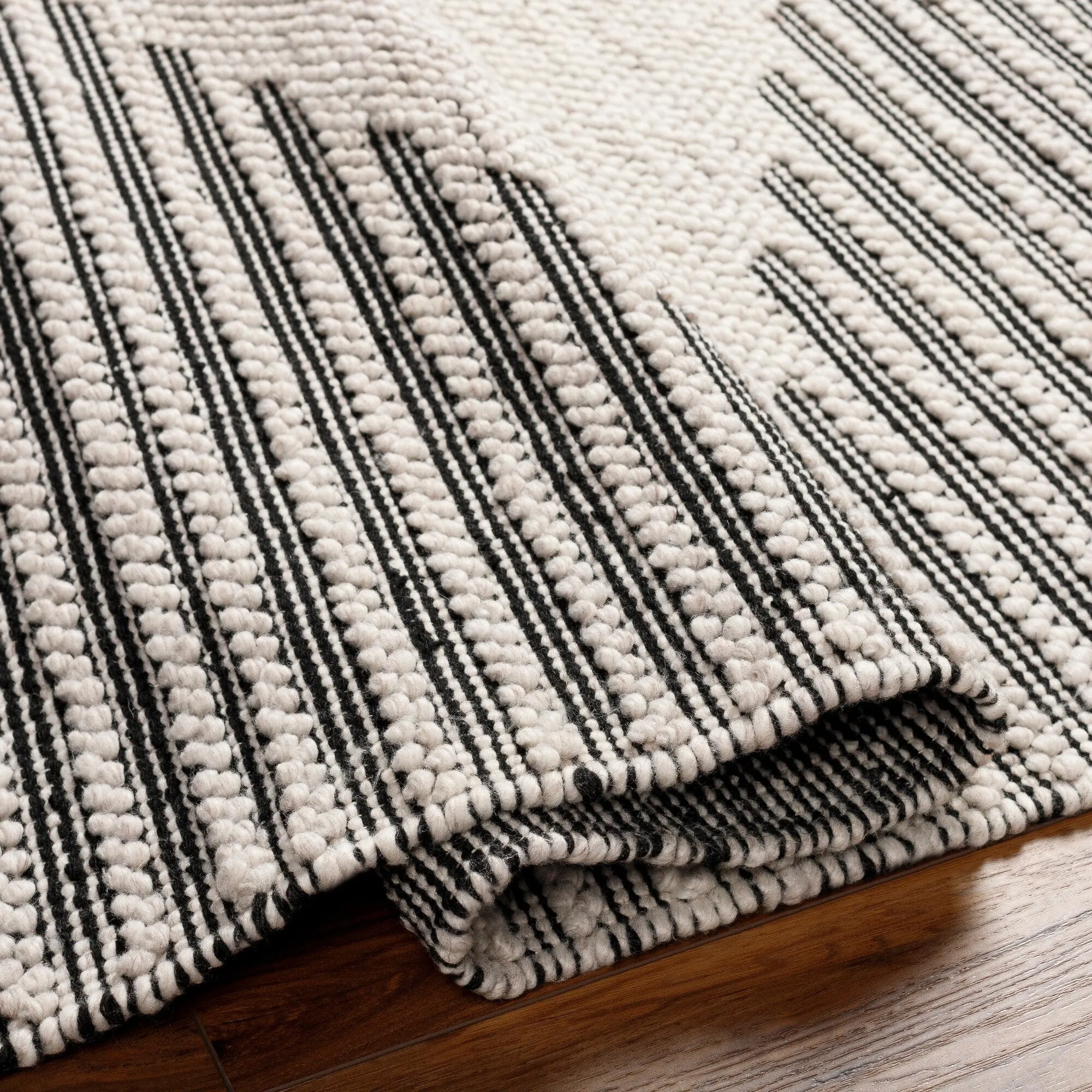 Joyce Modern & Contemporary Area Rug