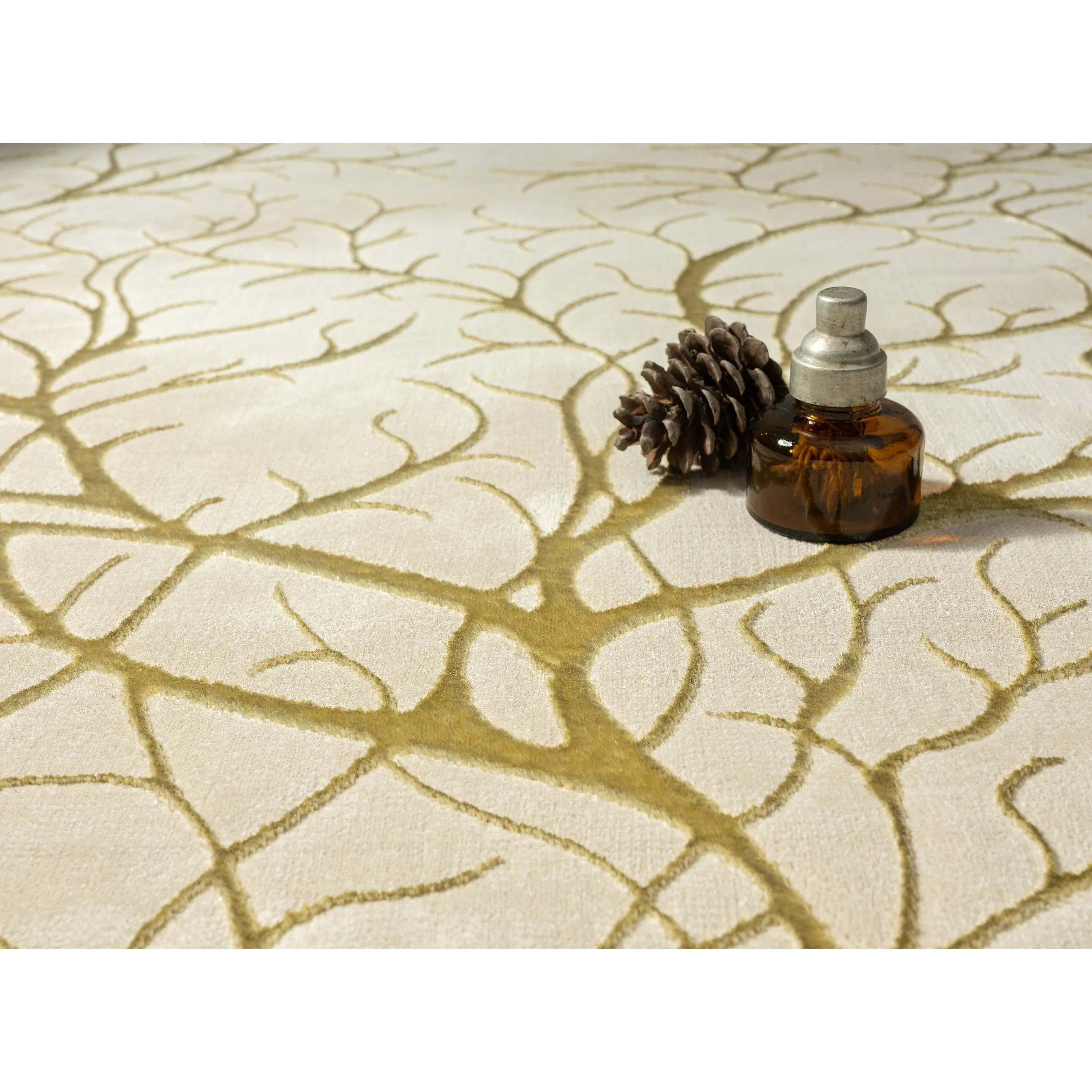 Ksamil Collection Abstract Area Rug