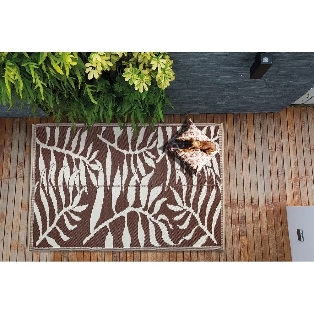 Lightweight Indoor Outdoor Reversible Area Rug -5.9 x 8.9 Feet - Leaf Pattern - N/A
