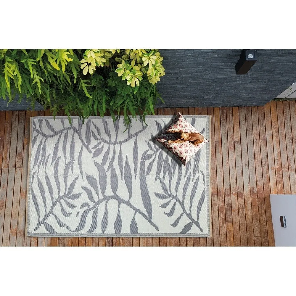 Lightweight Indoor Outdoor Reversible Area Rug -5.9 x 8.9 Feet - Leaf Pattern - N/A