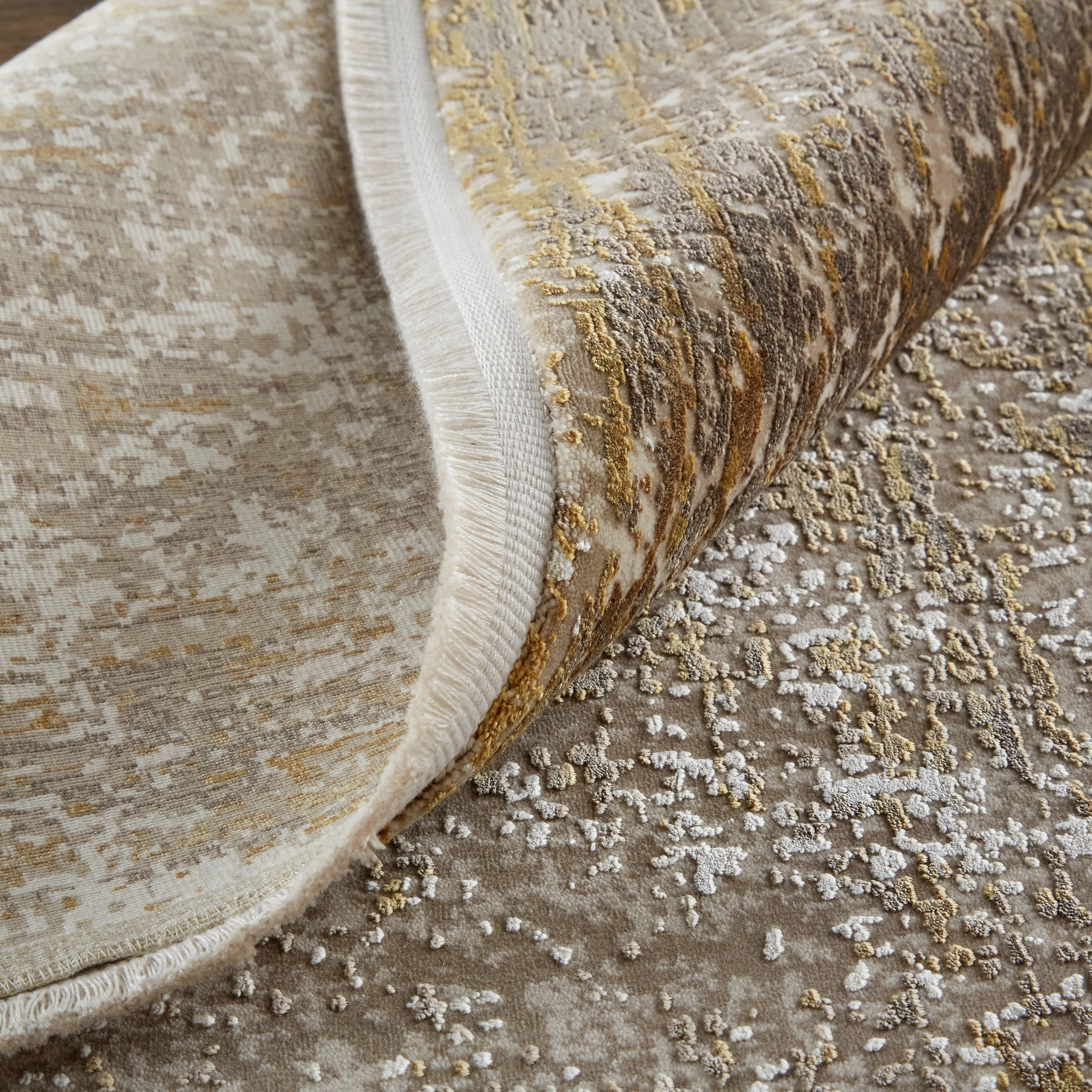 Lindstra Gradient Watercolor Area Rug