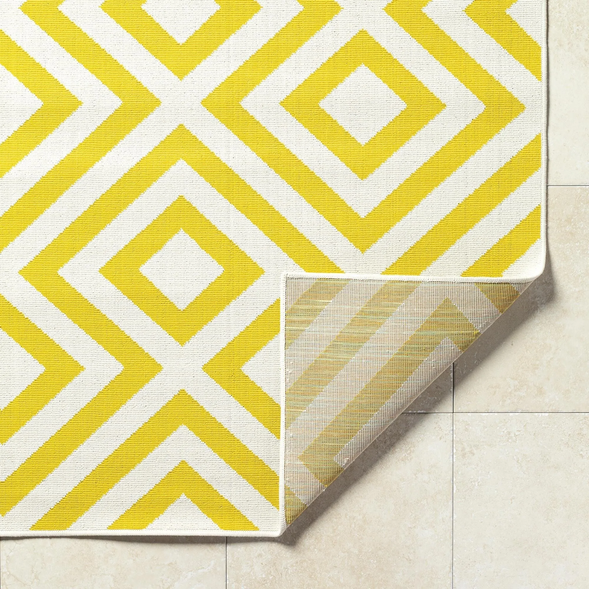 Livabliss Alvise Transitional Geometric Indoor/ Outdoor Area Rug