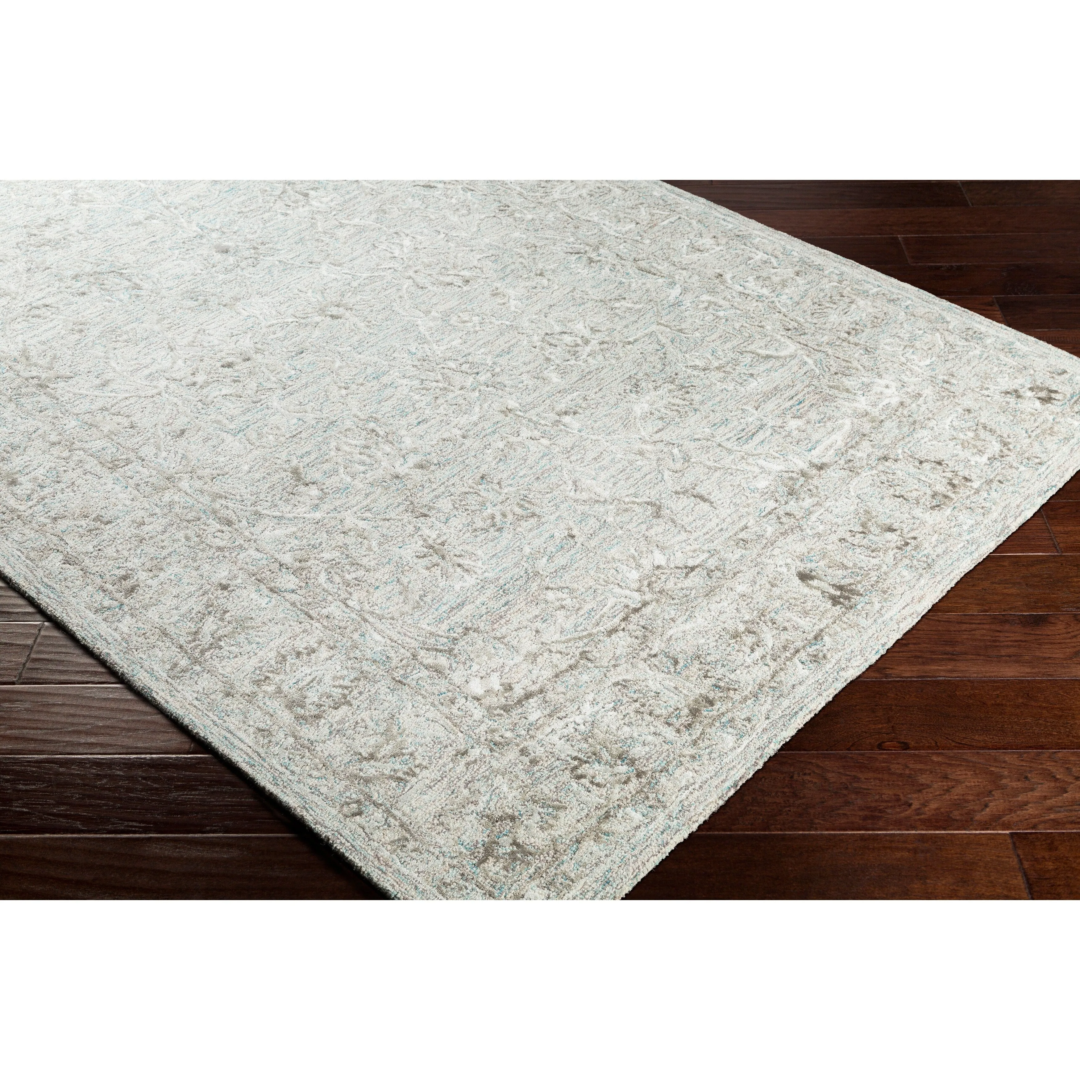 Livabliss Amalia Traditional Area Rug