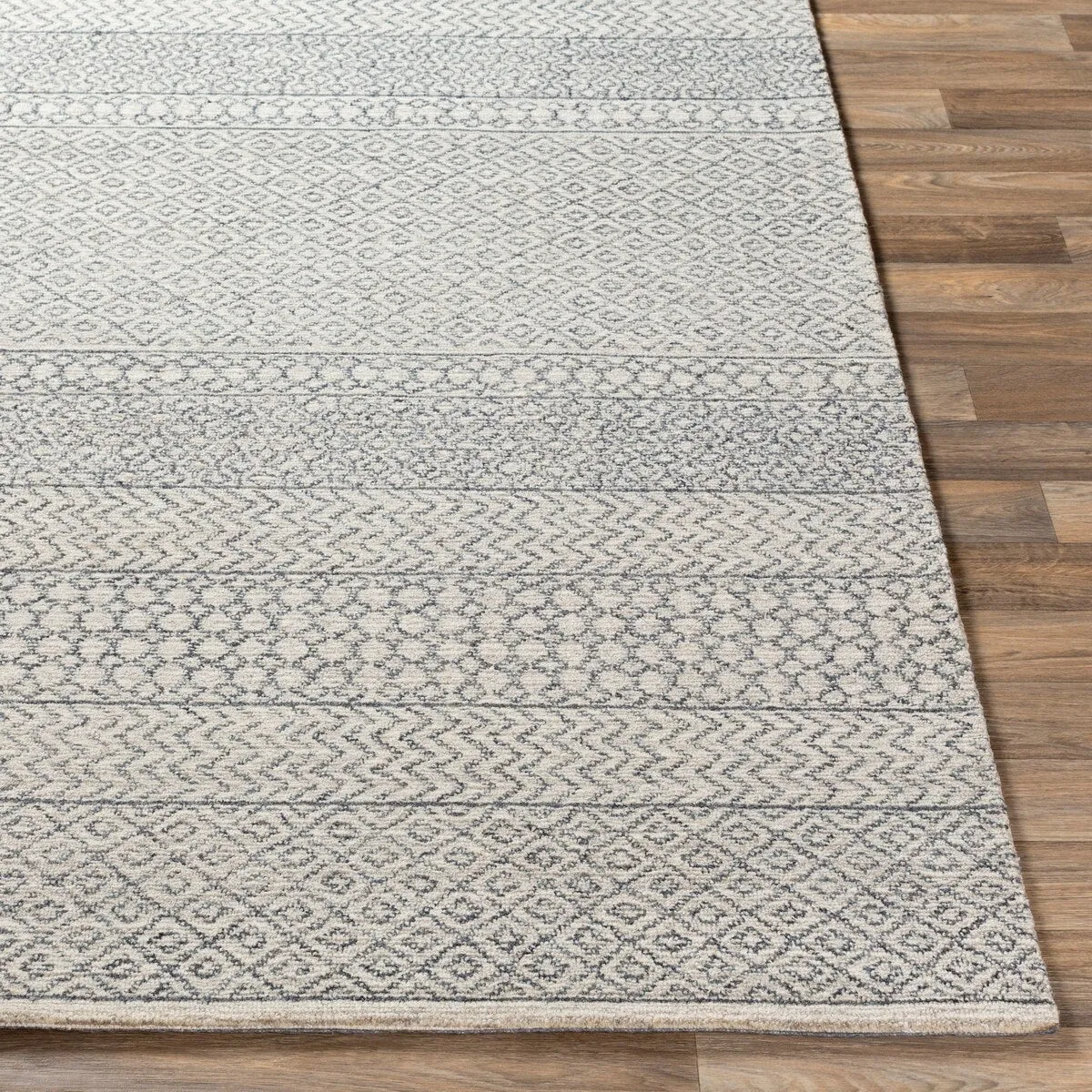 Livabliss Amina Handmade Wool Moroccan Area Rug