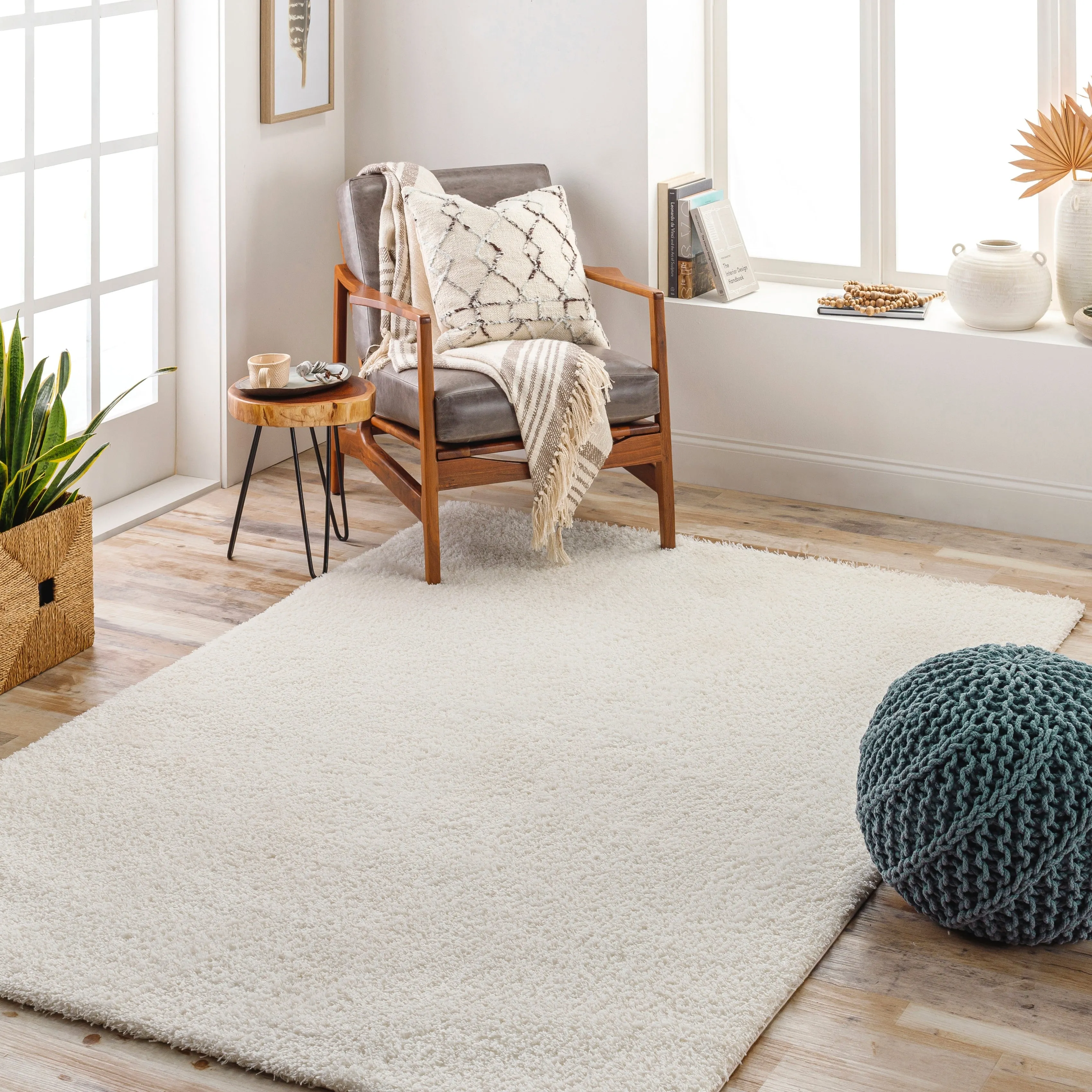 Livabliss Cloudy Solid Plush Area Rug