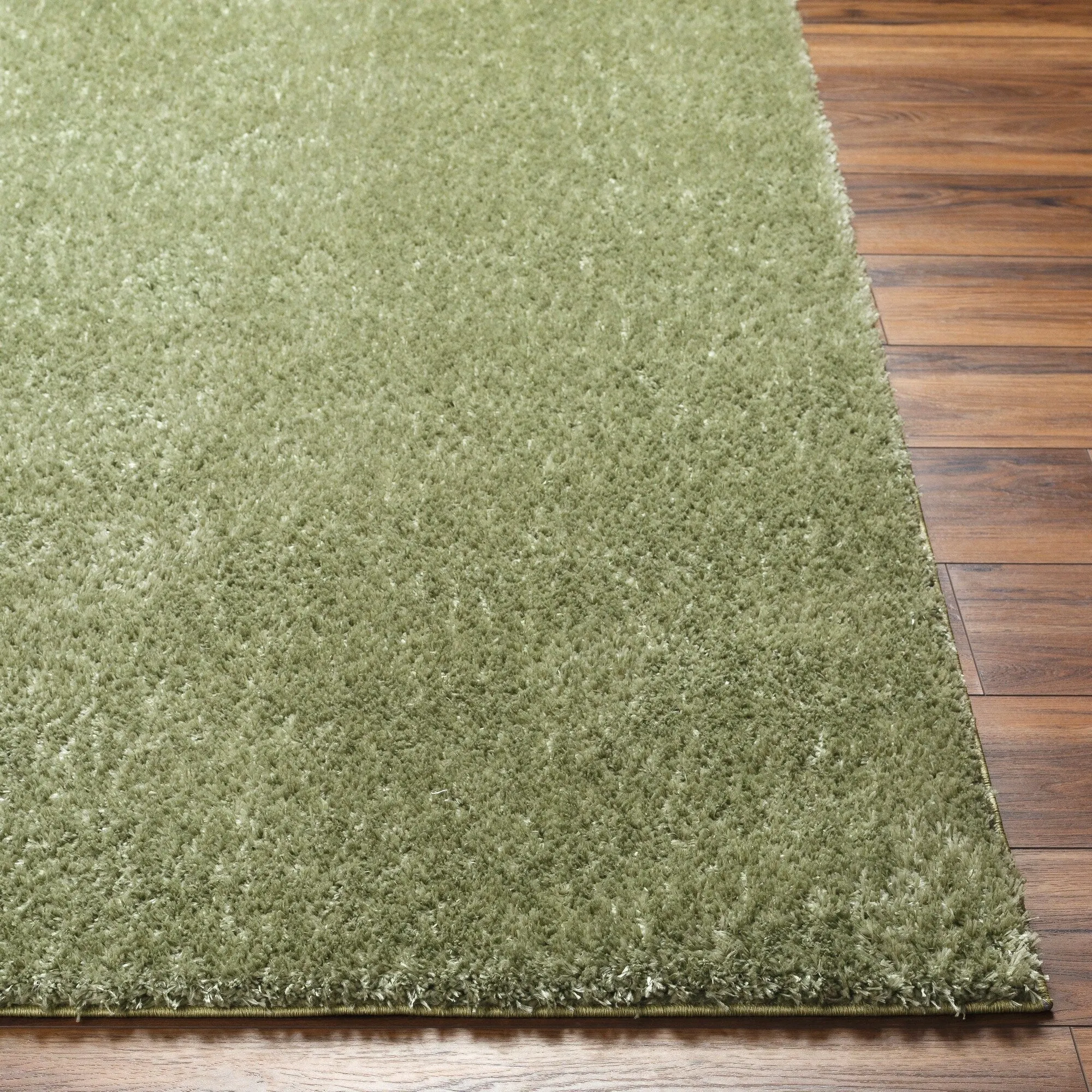Livabliss Cloudy Vibrant Solid Plush Area Rug