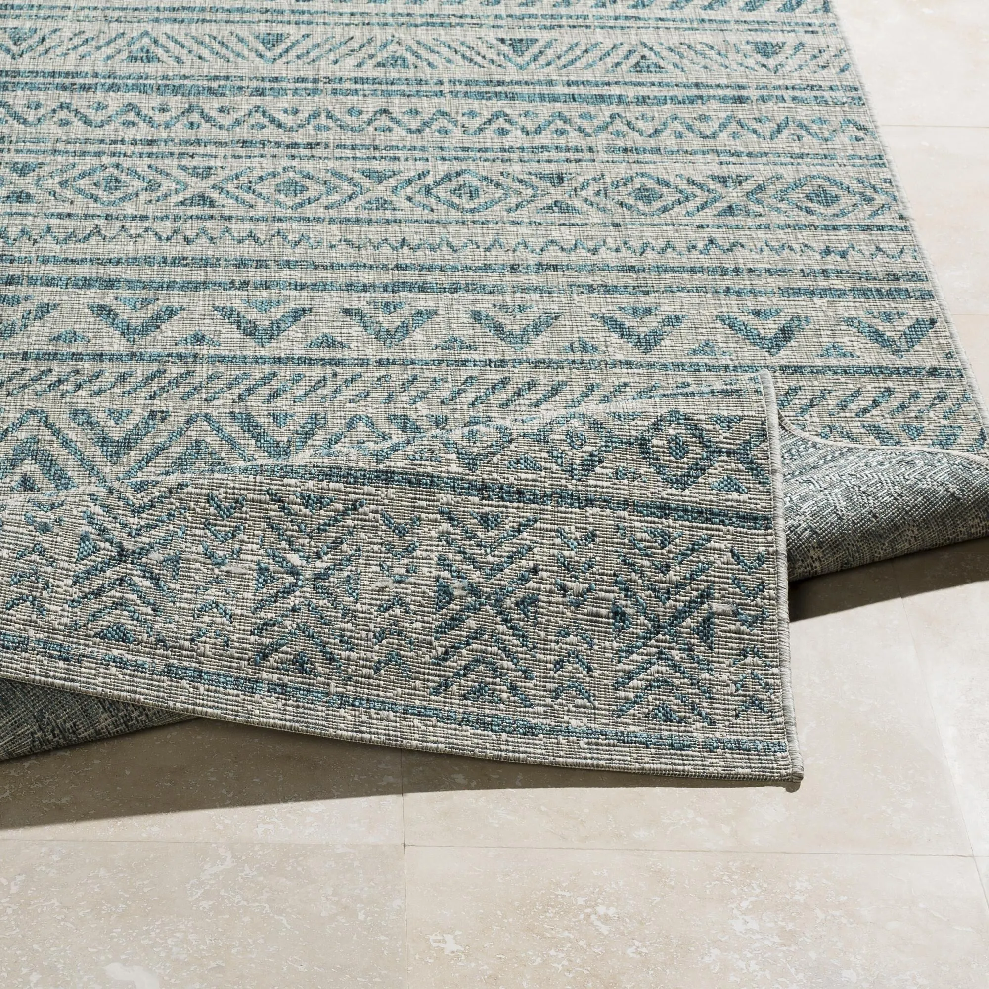 Livabliss Eagean Vintage Southwestern Indoor/ Outdoor Area Rug