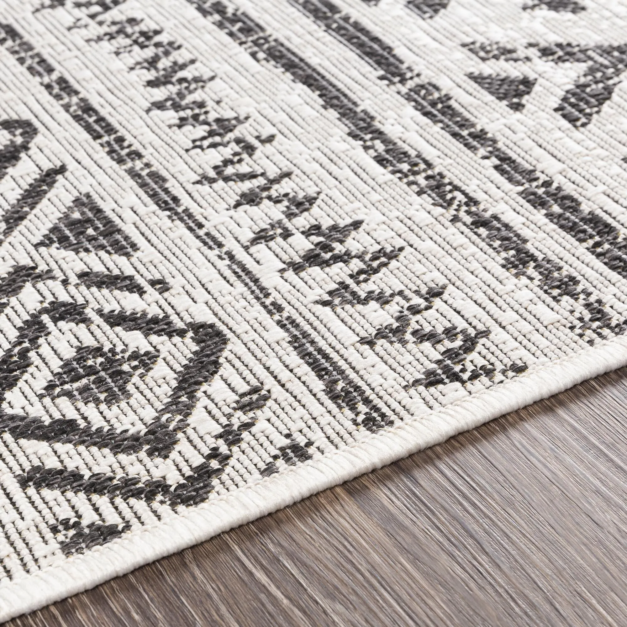 Livabliss Eagean Vintage Southwestern Indoor/ Outdoor Area Rug