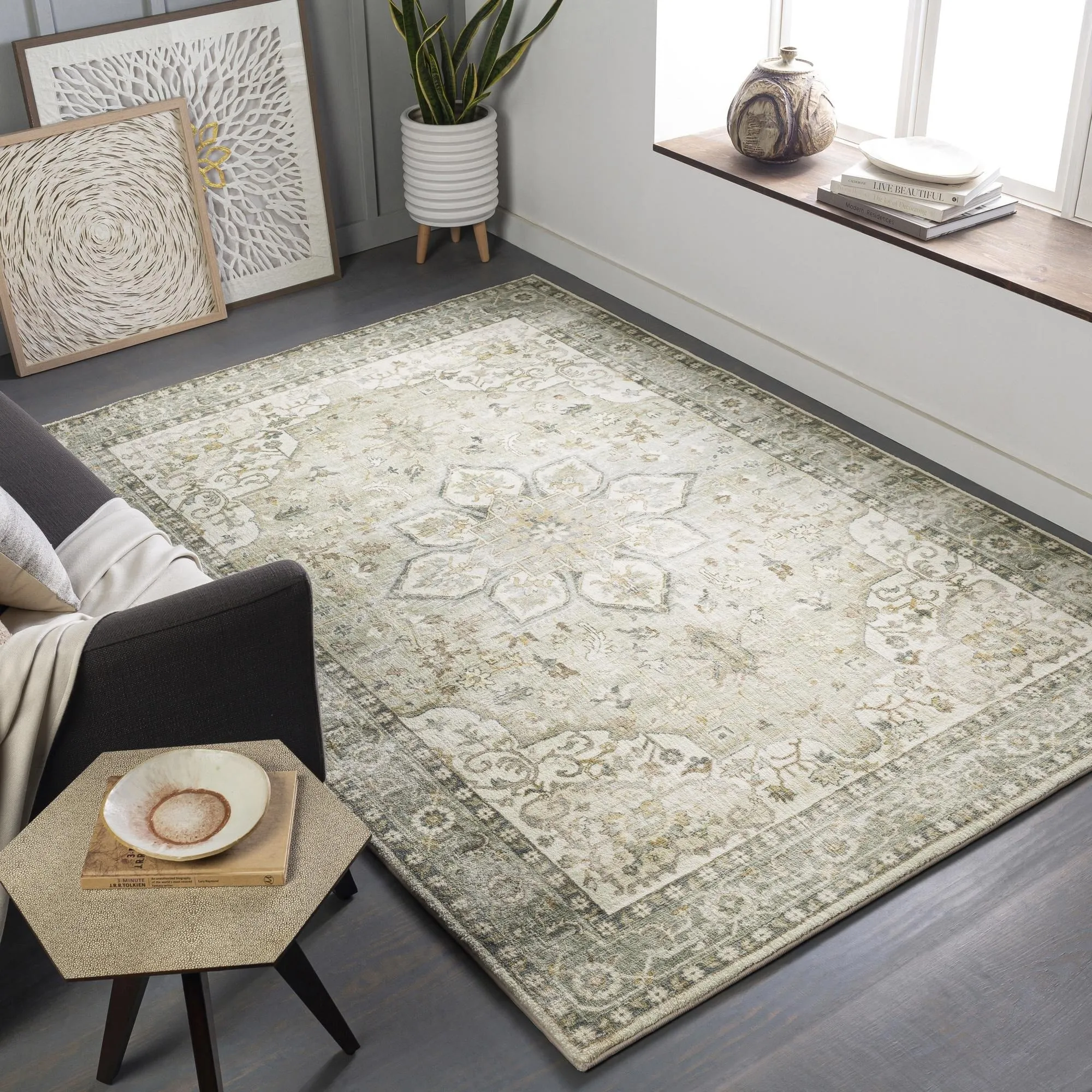 Livabliss Erin Updated Traditional Medallion Area Rug