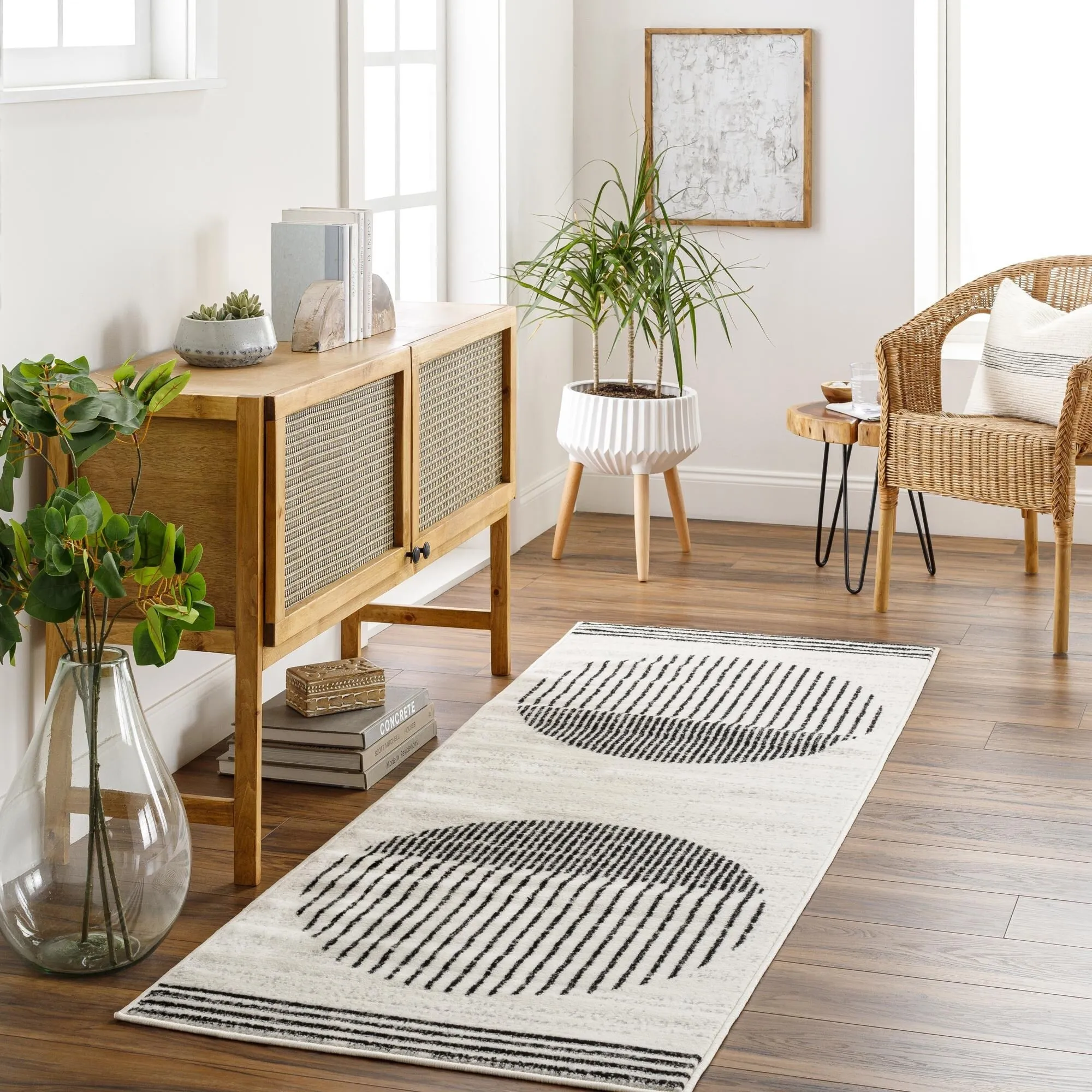 Livabliss Floransa Minimalist Ombre Area Rug