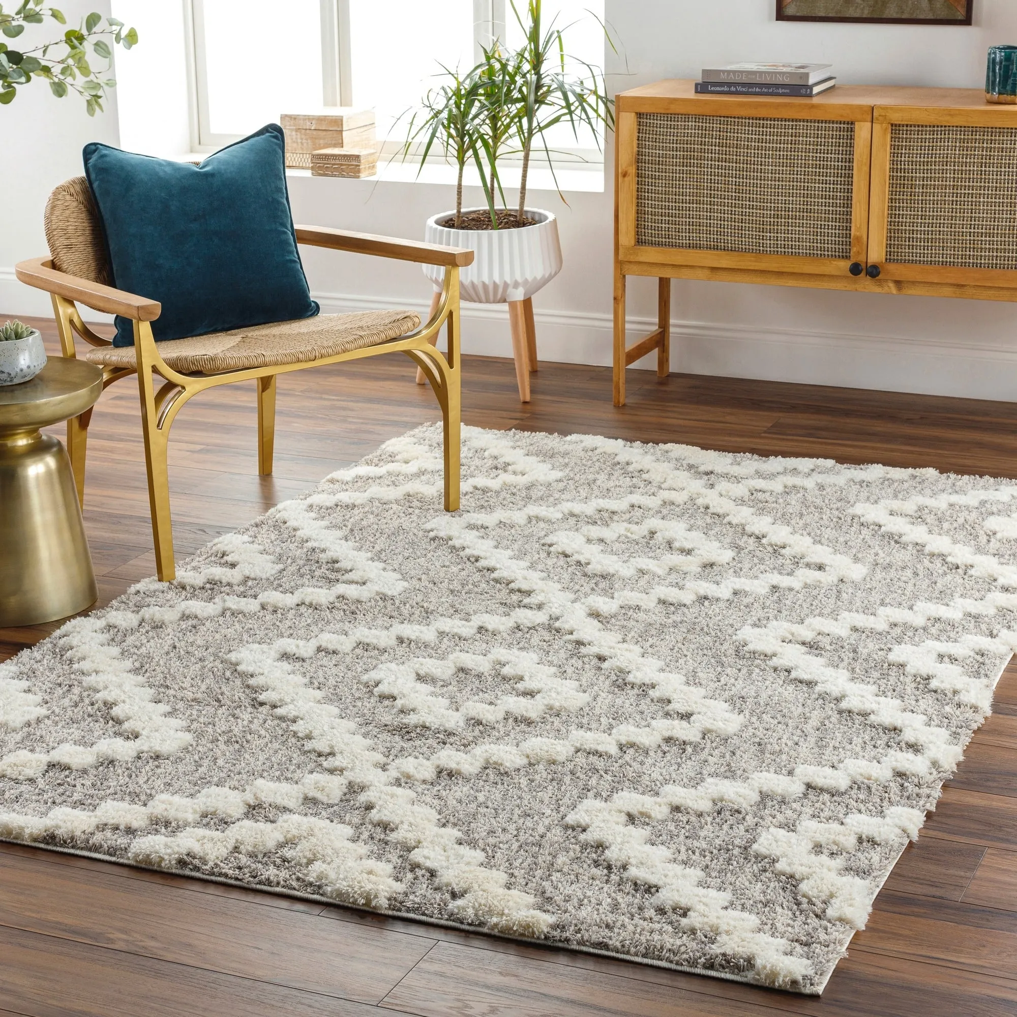 Livabliss Florida Boho Diamond Plush Area Rug